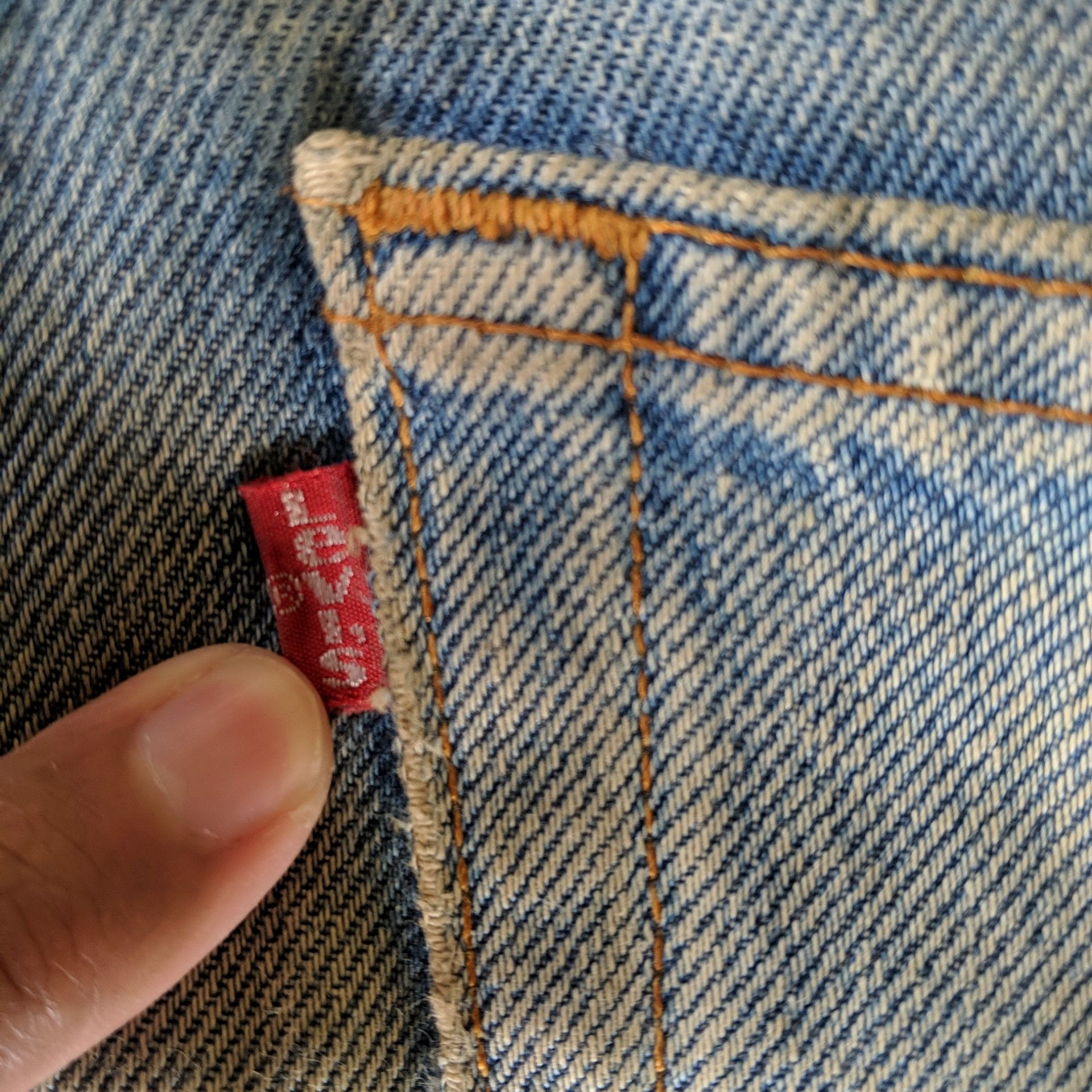 Levi's Vintage Levi's Lightwash Distressed Denim Jeans Pants W30 Size US 30 / EU 46 - 14 Thumbnail