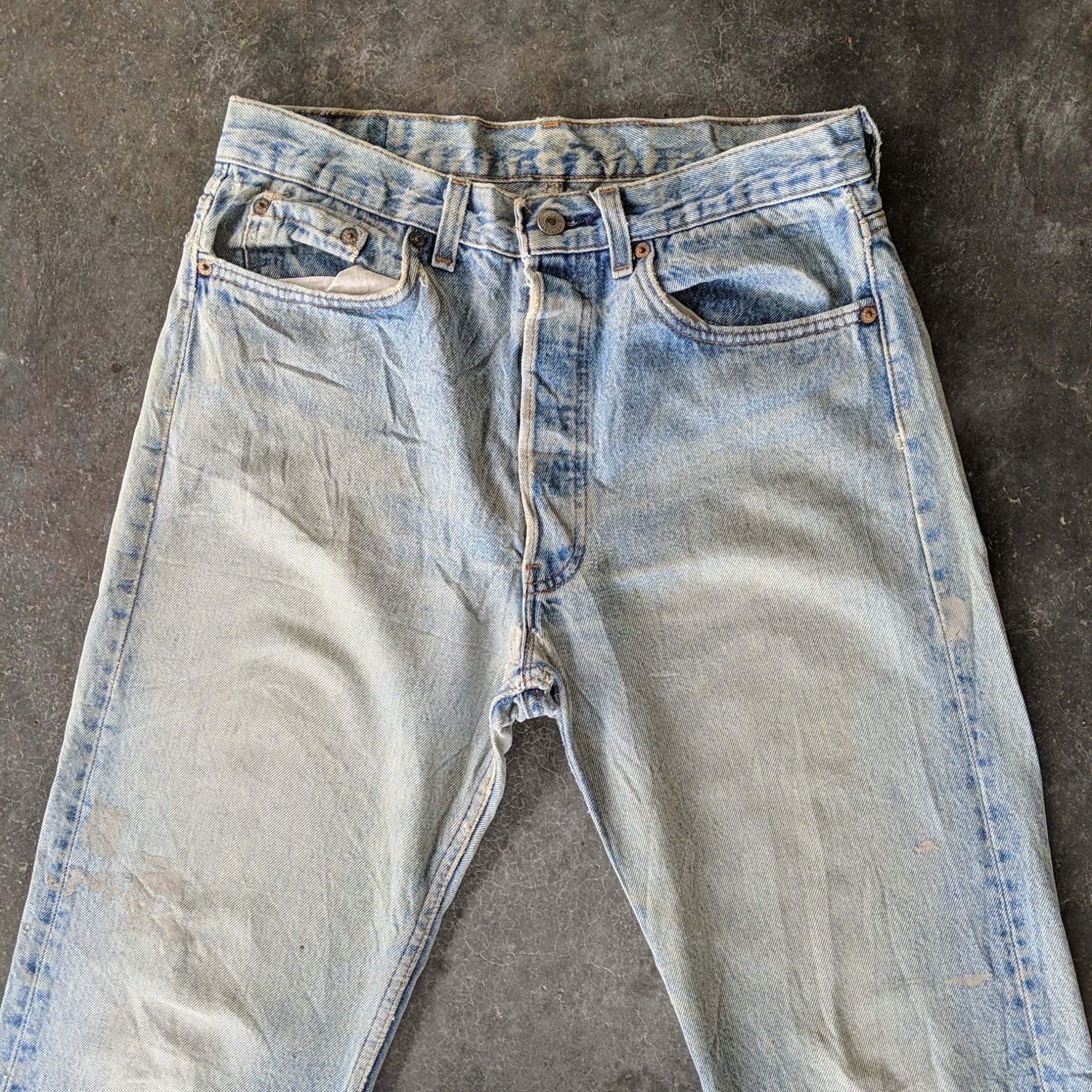 Japanese Brand Levi's Lightwash Faded Distressed Denim Jeans Pants W31 Size US 31 - 2 Thumbnail