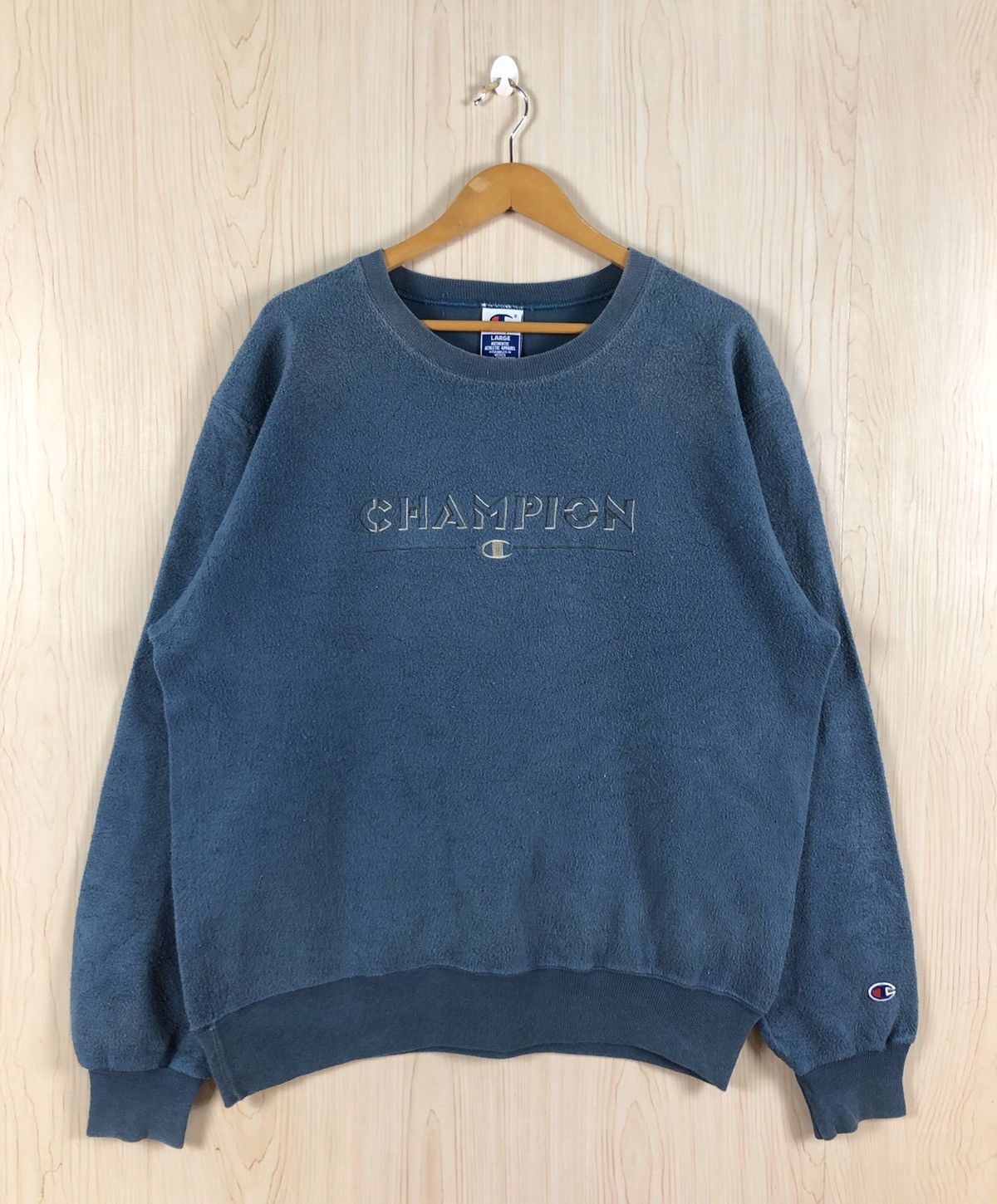 Champion Vintage Champion Center Logo Sweatshirt Size US L / EU 52-54 / 3 - 2 Thumbnail