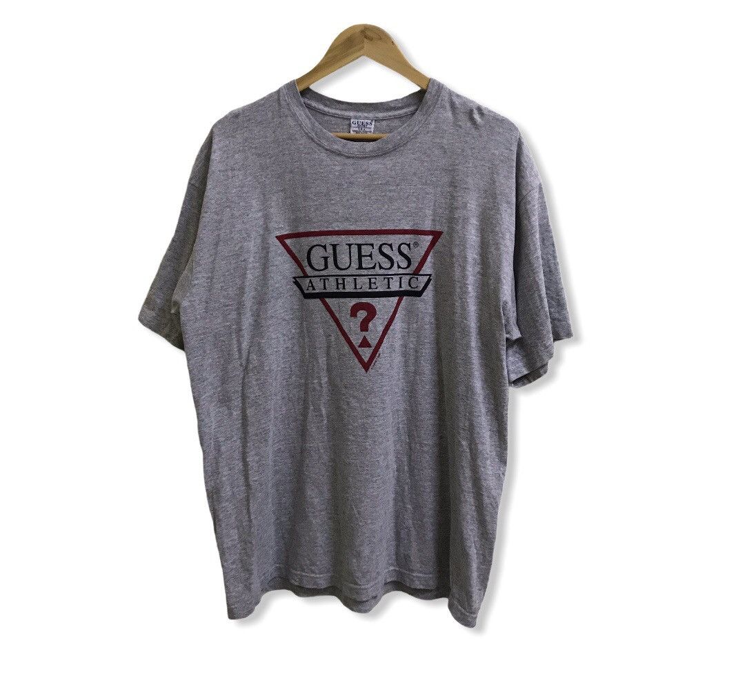 Vintage 90s GUEES SPORT biglogo t-shirt