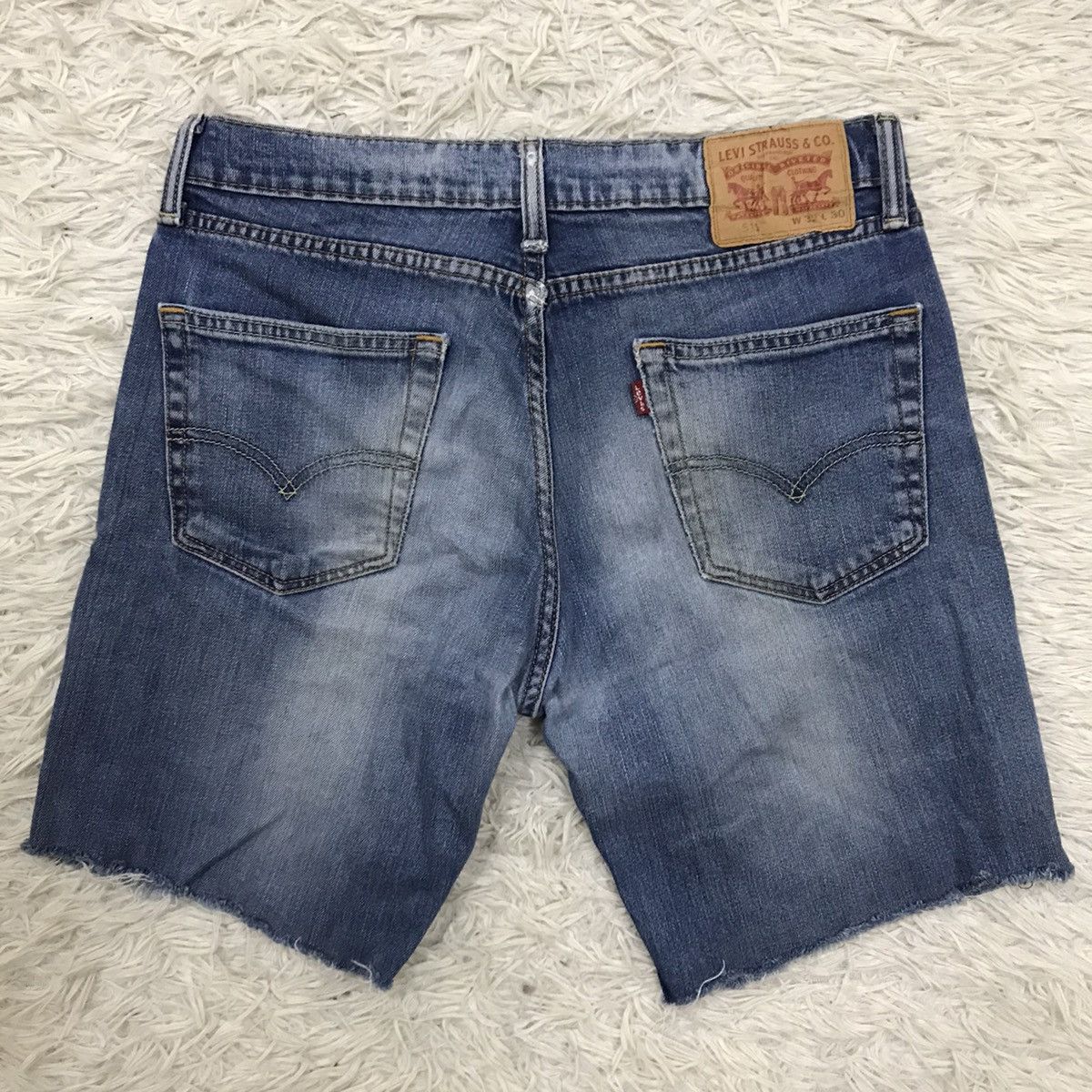 Levi's Levis 511 Denim Stamp Button 4986 Jeans Custom Short Pants Size US 31 - 1 Thumbnail