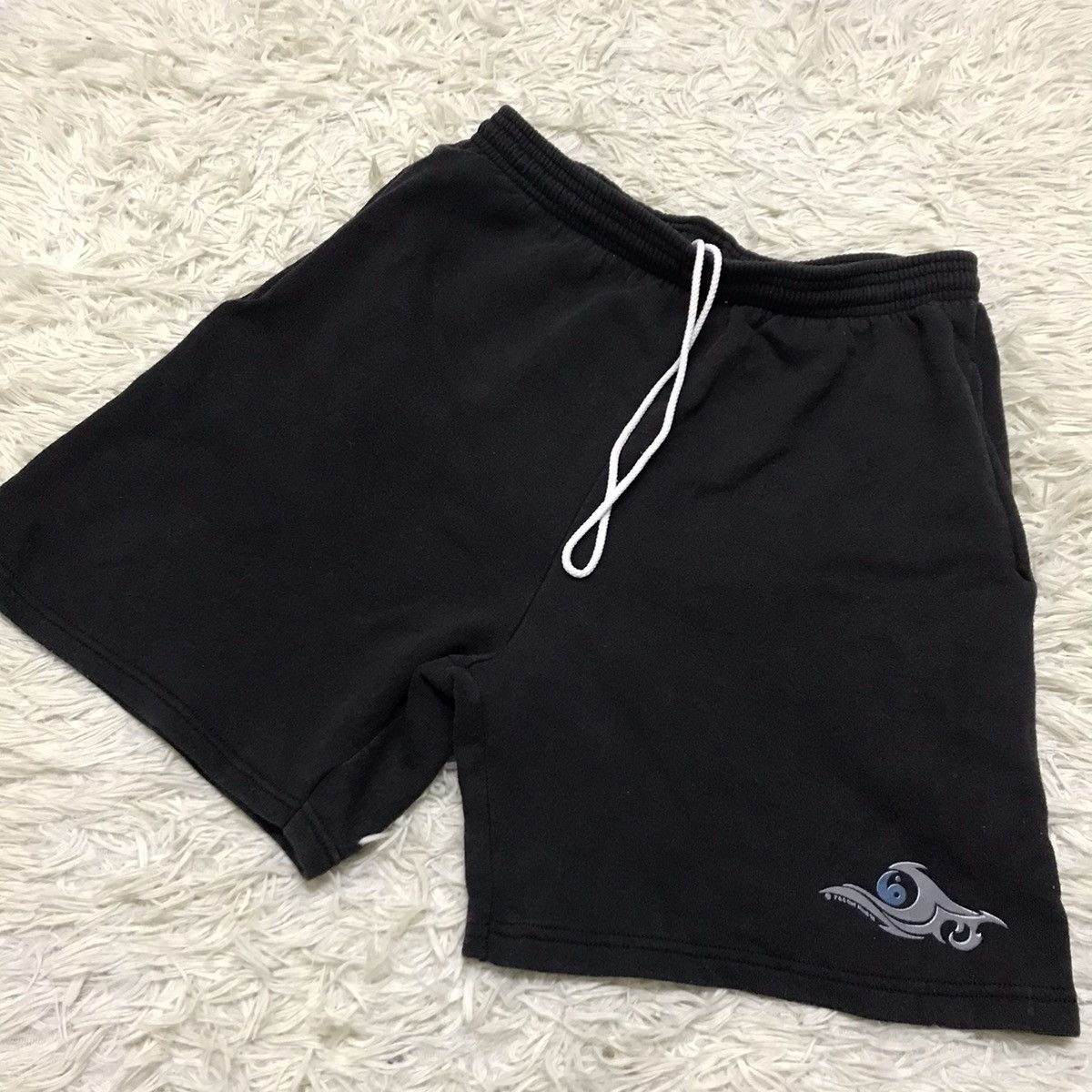 Life's a Beach SUN FADED🔥VINTAGE 90s T&C SURF HAWAII SHORT PANTS Size US 30 / EU 46 - 1 Thumbnail