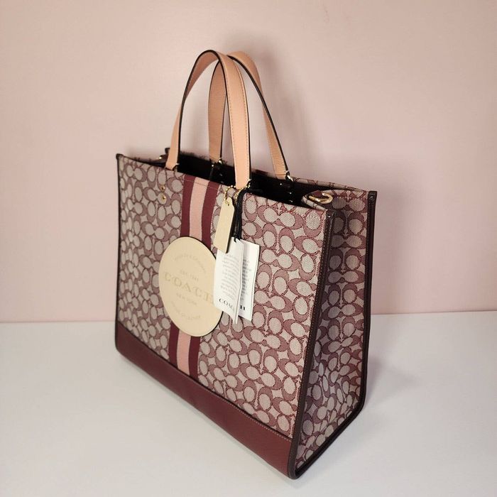 NWT Coach Dempsey Tote 40 In Signature Jacquard With Stripe And Coach Patch