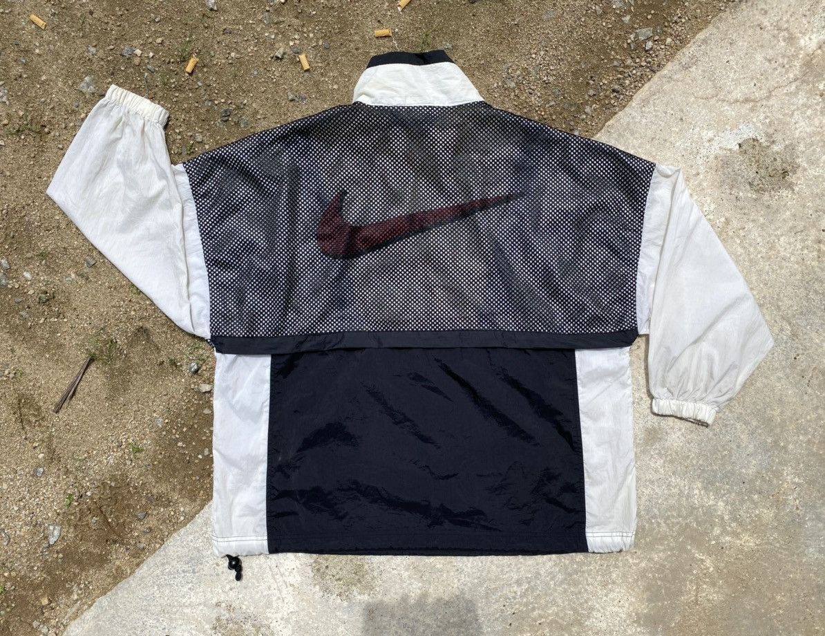 Nike × Vintage 💥RARE💥Vintage 90s NIKE SWOOSH “Center Logo” Streetwear/Hype Size US XL / EU 56 / 4 - 10 Thumbnail