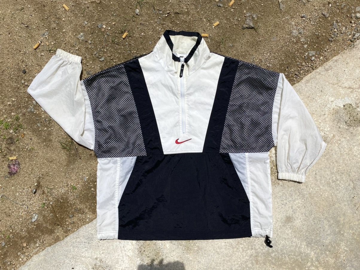 Nike × Vintage 💥RARE💥Vintage 90s NIKE SWOOSH “Center Logo” Streetwear/Hype Size US XL / EU 56 / 4 - 4 Thumbnail