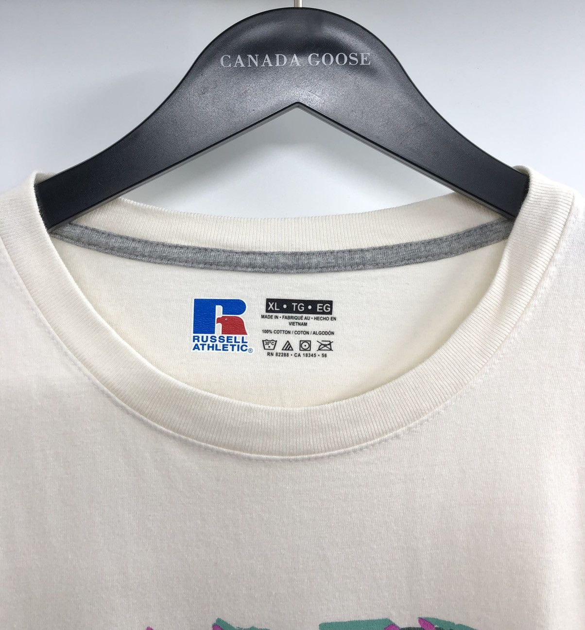 Russell Athletic Russell Athletic Retro Logo Beige T-Shirt XL Size US XL / EU 56 / 4 - 2 Thumbnail