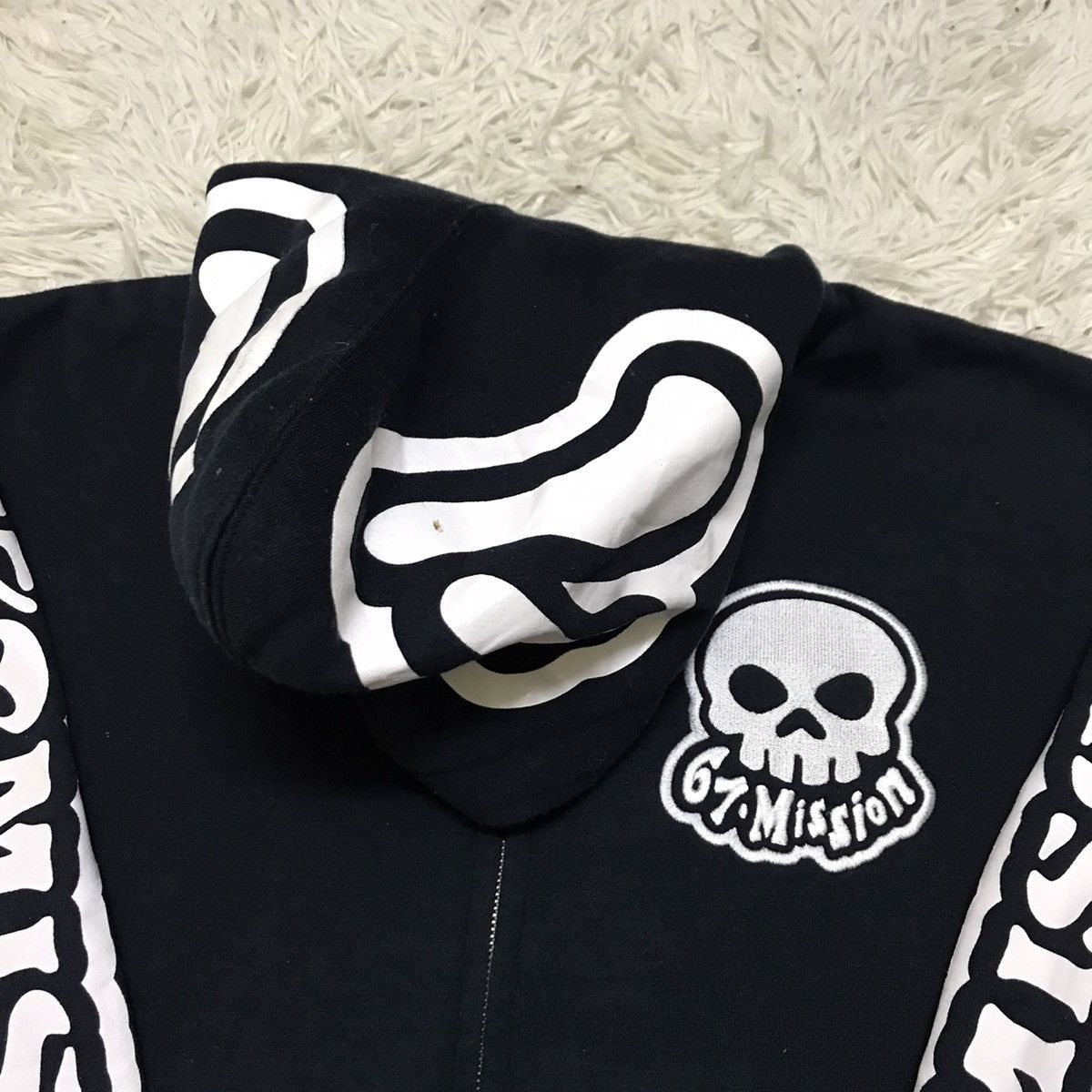 Japanese Brand Sixty-Seven Mission Anarchist are Pretty Skeleton Hoodie Size US M / EU 48-50 / 2 - 5 Thumbnail