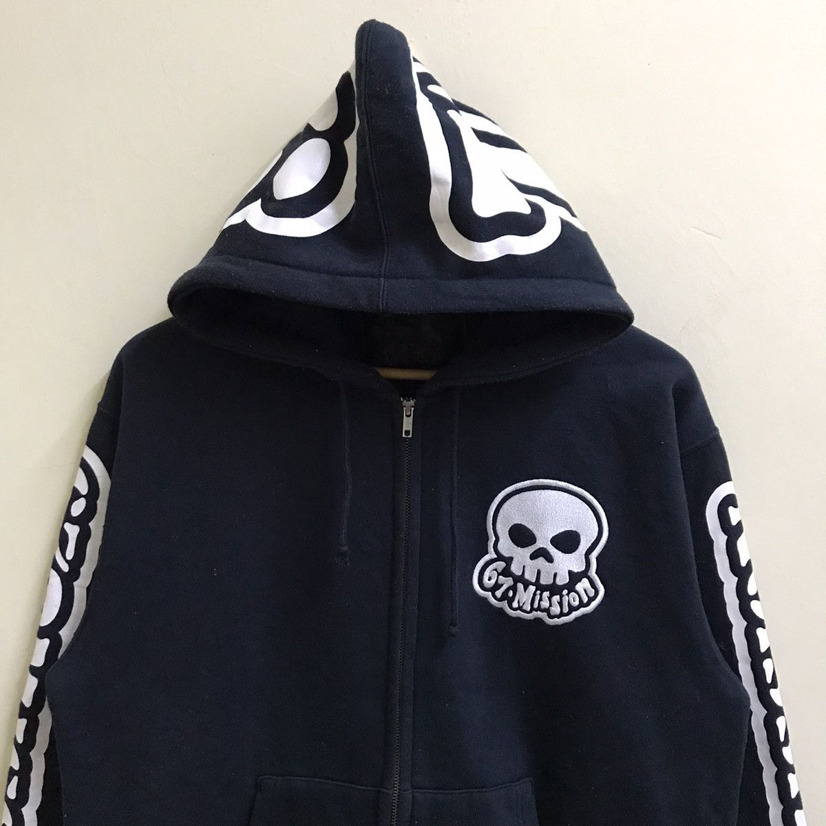 Japanese Brand Sixty-Seven Mission Anarchist are Pretty Skeleton Hoodie Size US M / EU 48-50 / 2 - 3 Thumbnail