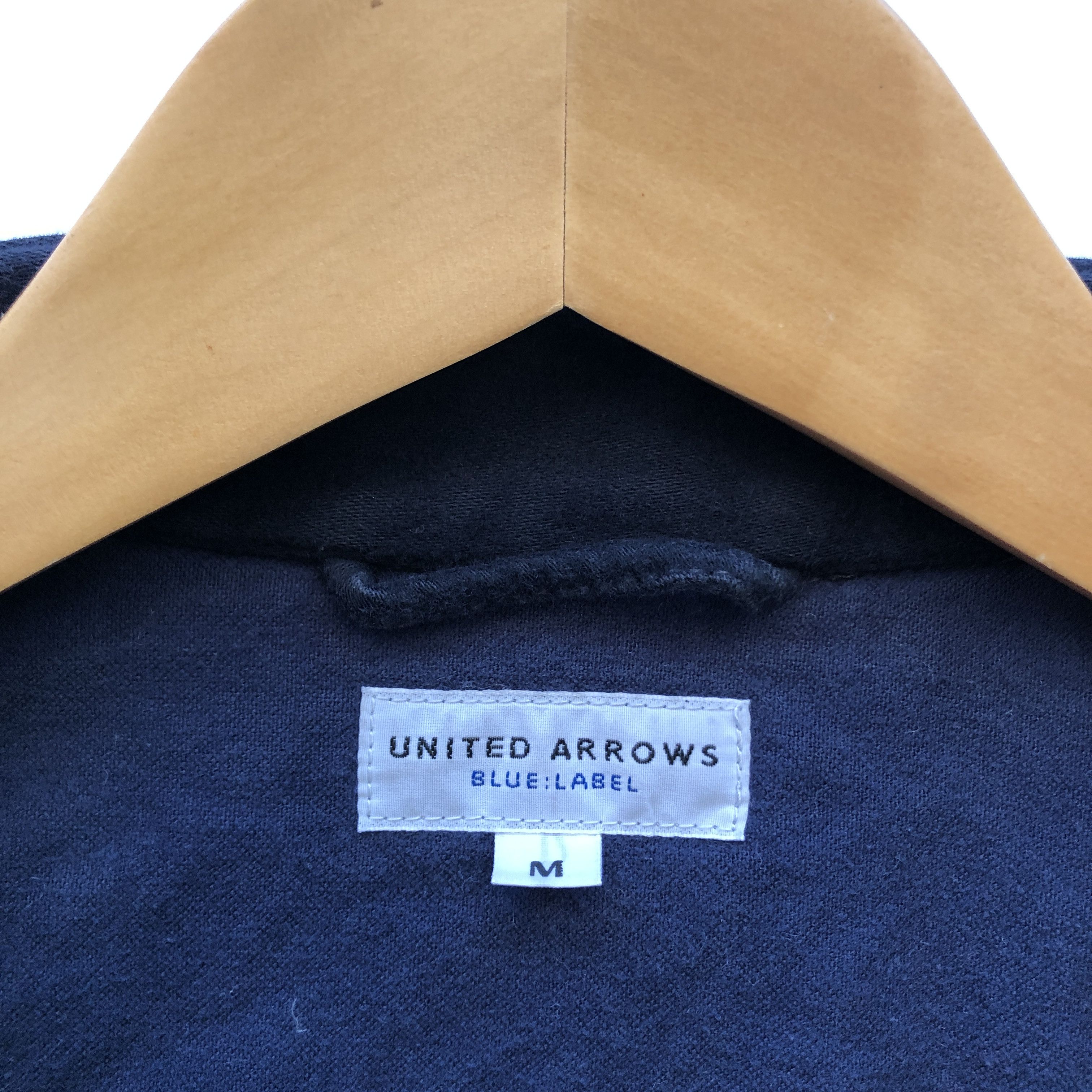 United Arrows UNITED ARROWS Blue Label Thermolite Jacket #0436-11 Size US M / EU 48-50 / 2 - 5 Thumbnail