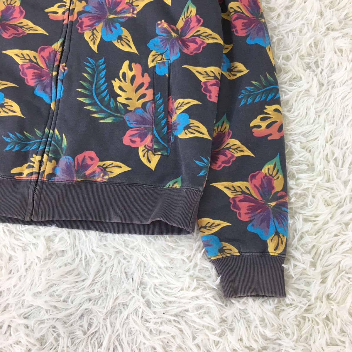 Quiksilver Quiksilver Over Print Flower Hoodie Size US M / EU 48-50 / 2 - 4 Thumbnail