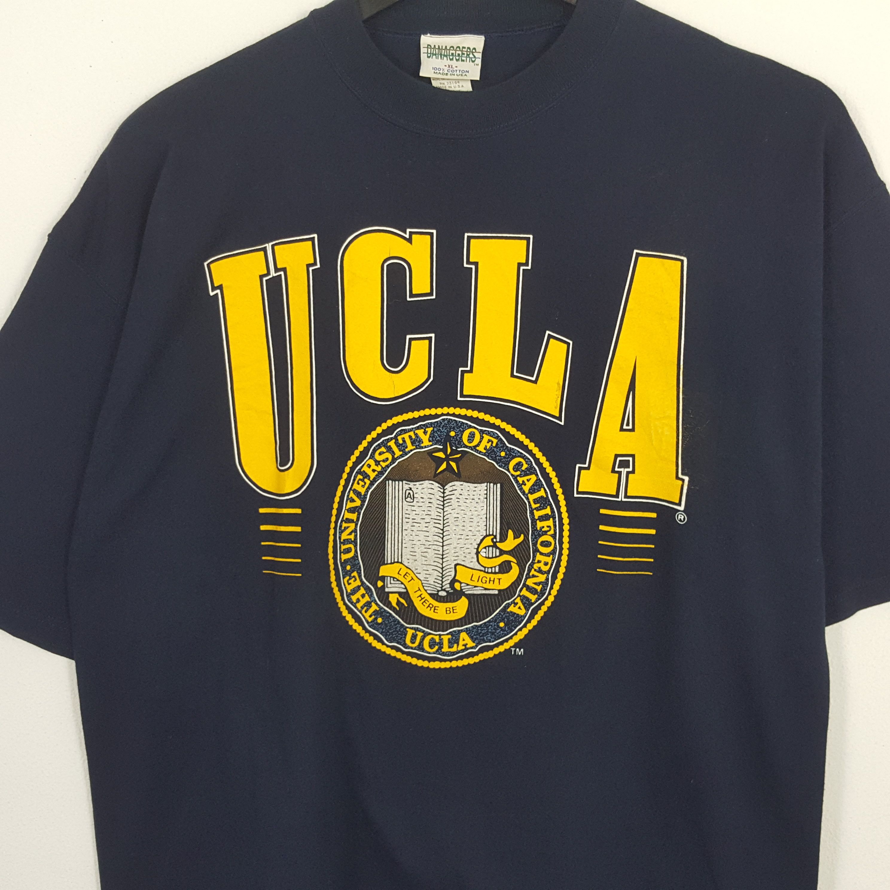 Vintage UNIVERSITY OF CALIFORNIA Big Logo Vintage Tshirt Size US XXL / EU 58 / 5 - 2 Thumbnail
