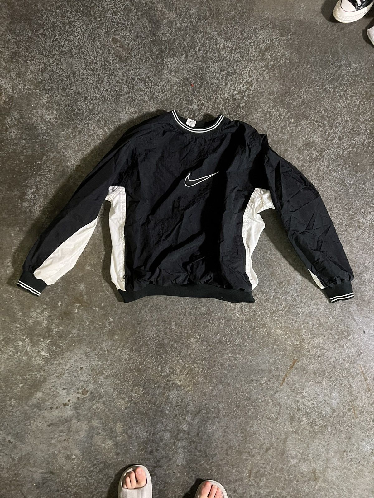 nike pullover windbreaker vintage