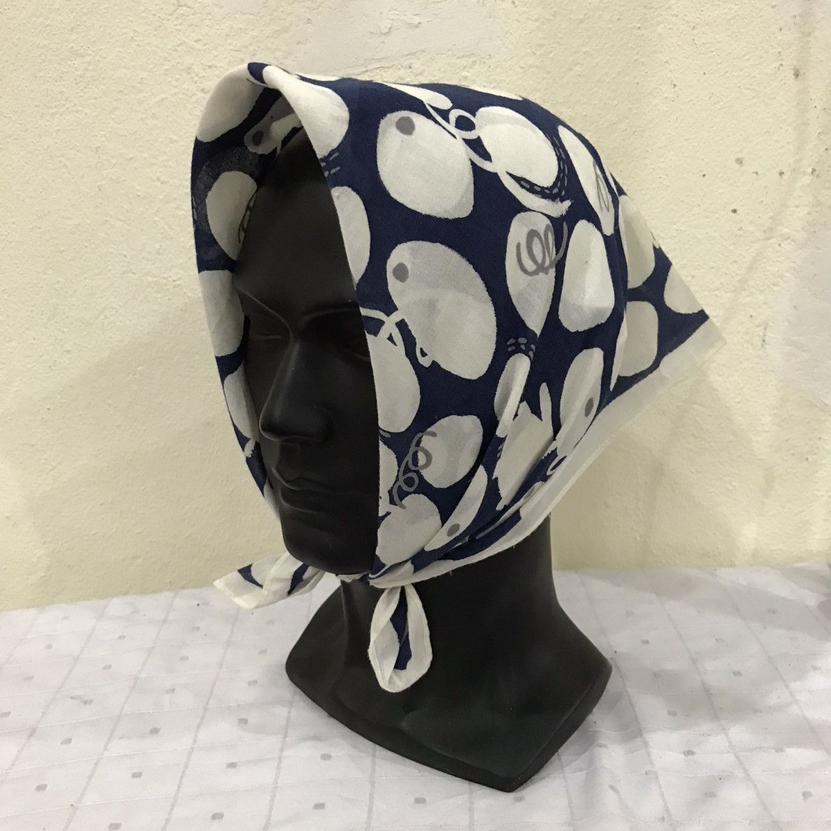 Issey Miyake Issey Miyake Scarf / Handkerchief/Neckerchief /Pocket Square Size ONE SIZE - 6 Thumbnail