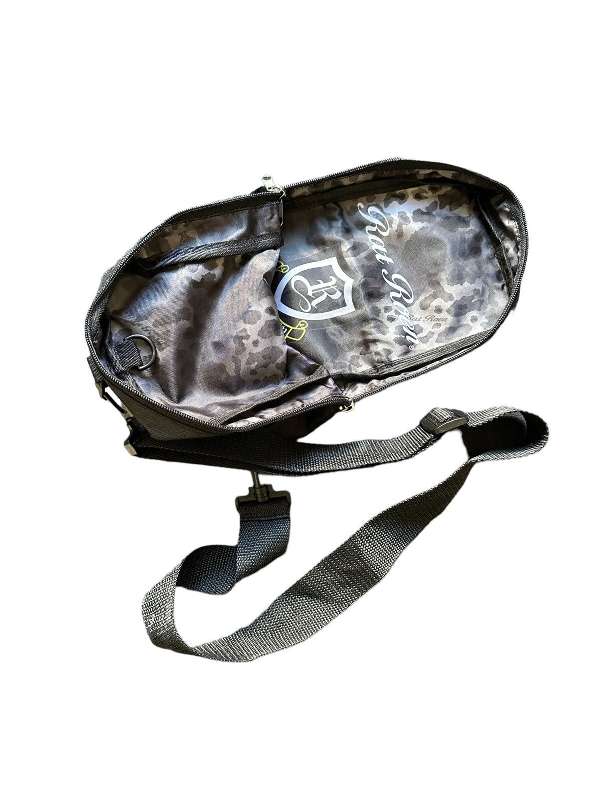 Mastermind Japan × Roen × roarguns Rat Roen by Hiramu Takahara slim crossbody bag Size ONE SIZE - 5 Thumbnail