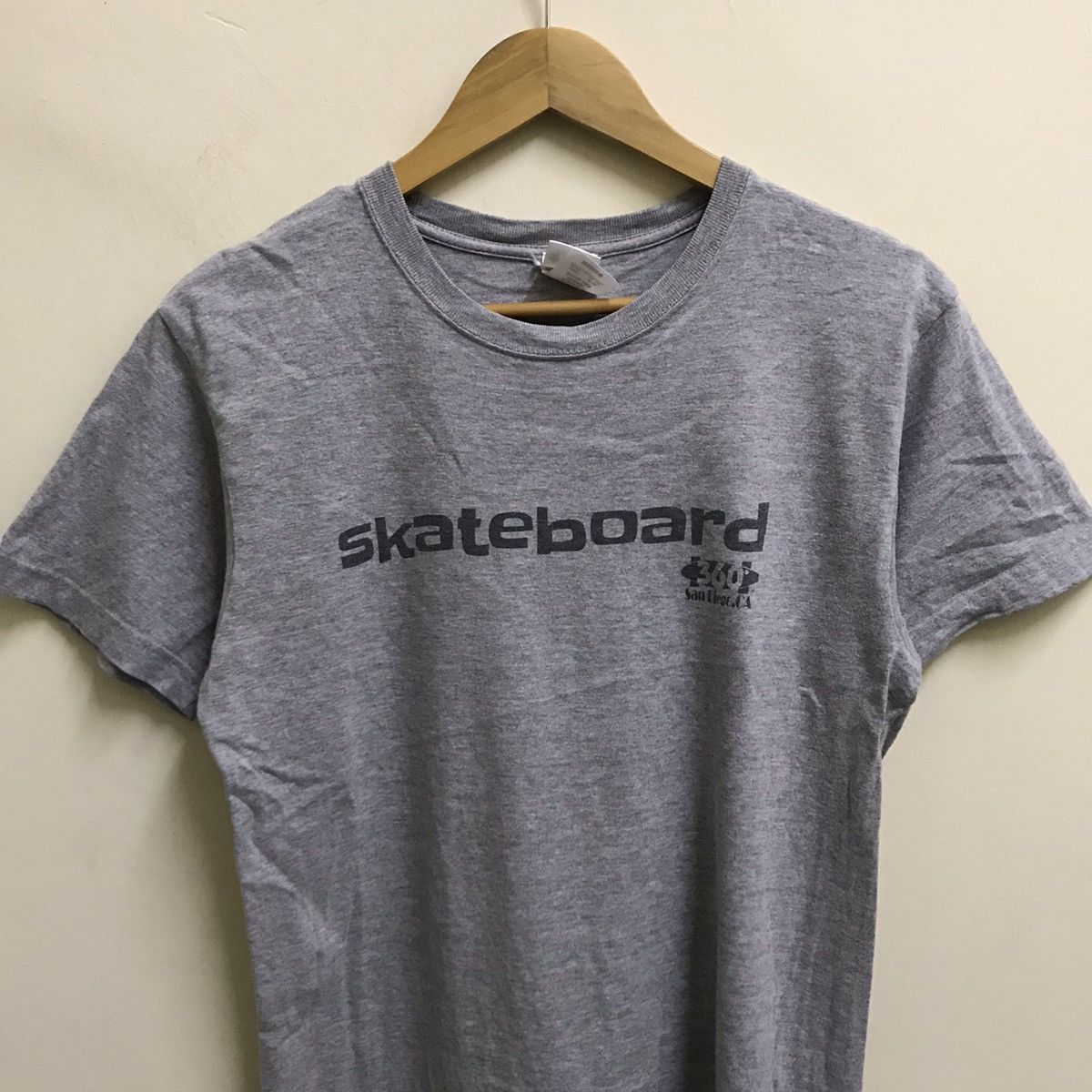 Vintage VINTAGE 360 SAN DIEGO SKATEBOARDS TSHIRT Size US XS / EU 42 / 0 - 7 Thumbnail