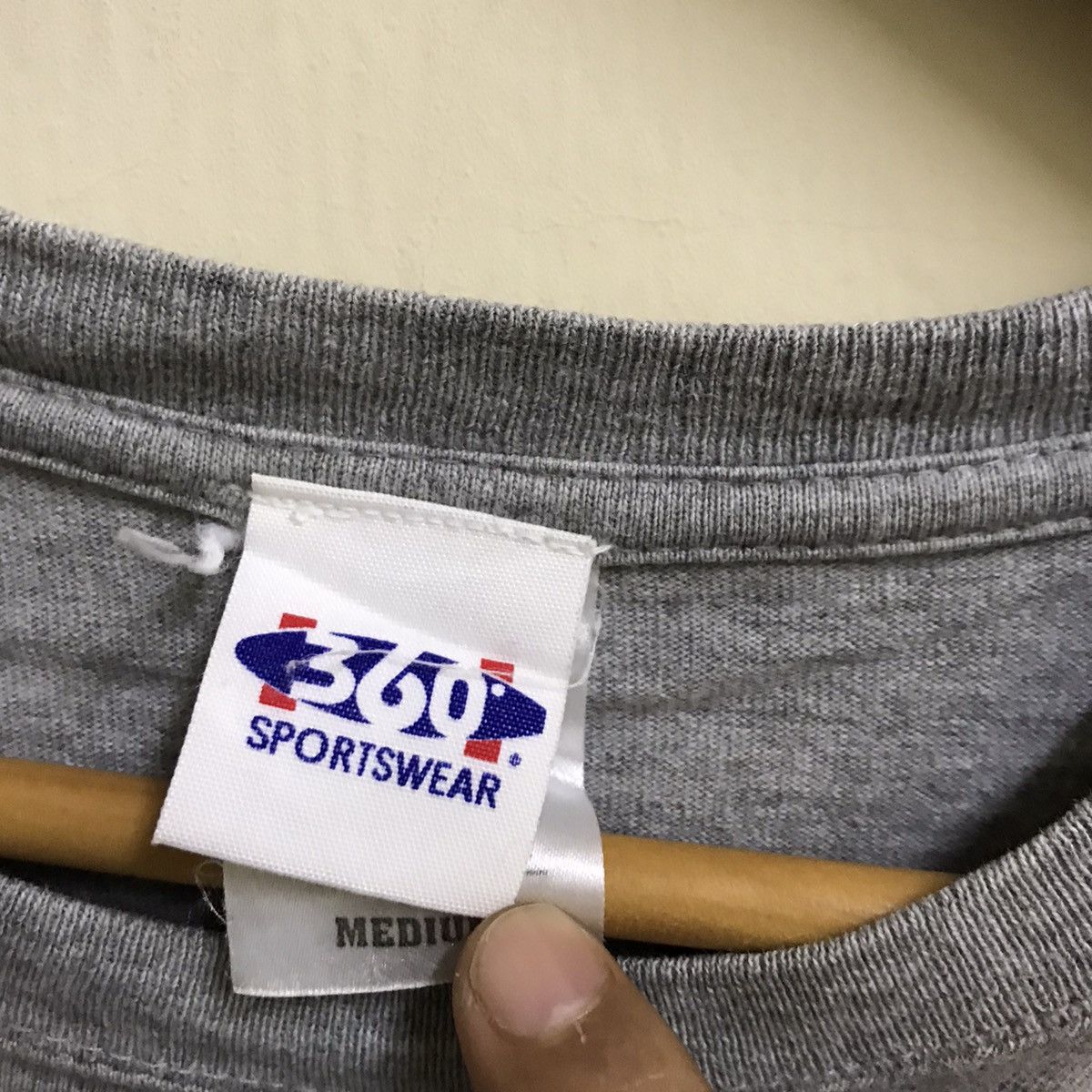 Vintage VINTAGE 360 SAN DIEGO SKATEBOARDS TSHIRT Size US XS / EU 42 / 0 - 9 Thumbnail