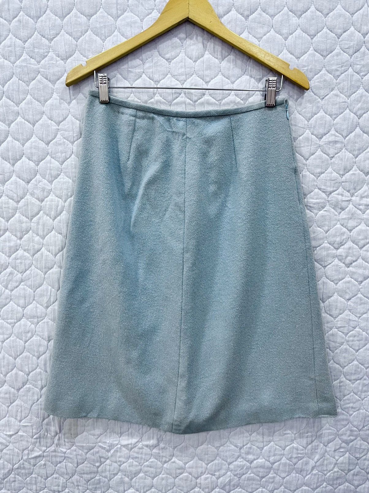 Designer × Givenchy J. GIVENCHY SKIRTS Size 29" - 1 Thumbnail