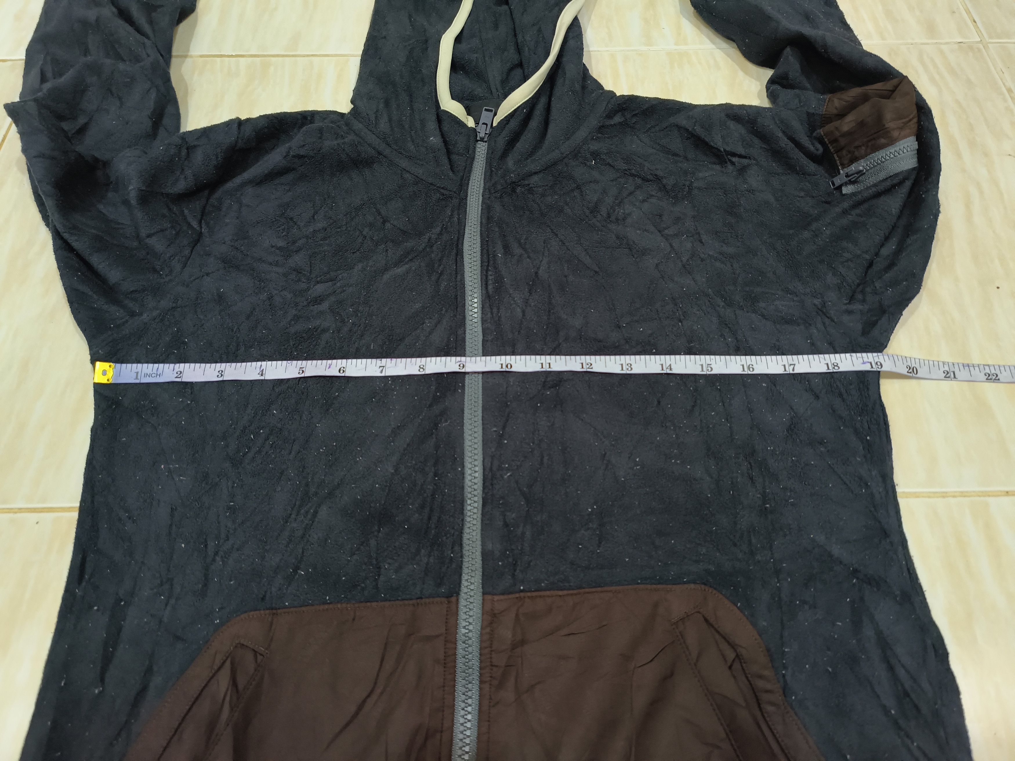Japanese Brand Undercover x Uniqlo hoodie zip up Size US M / EU 48-50 / 2 - 14 Thumbnail