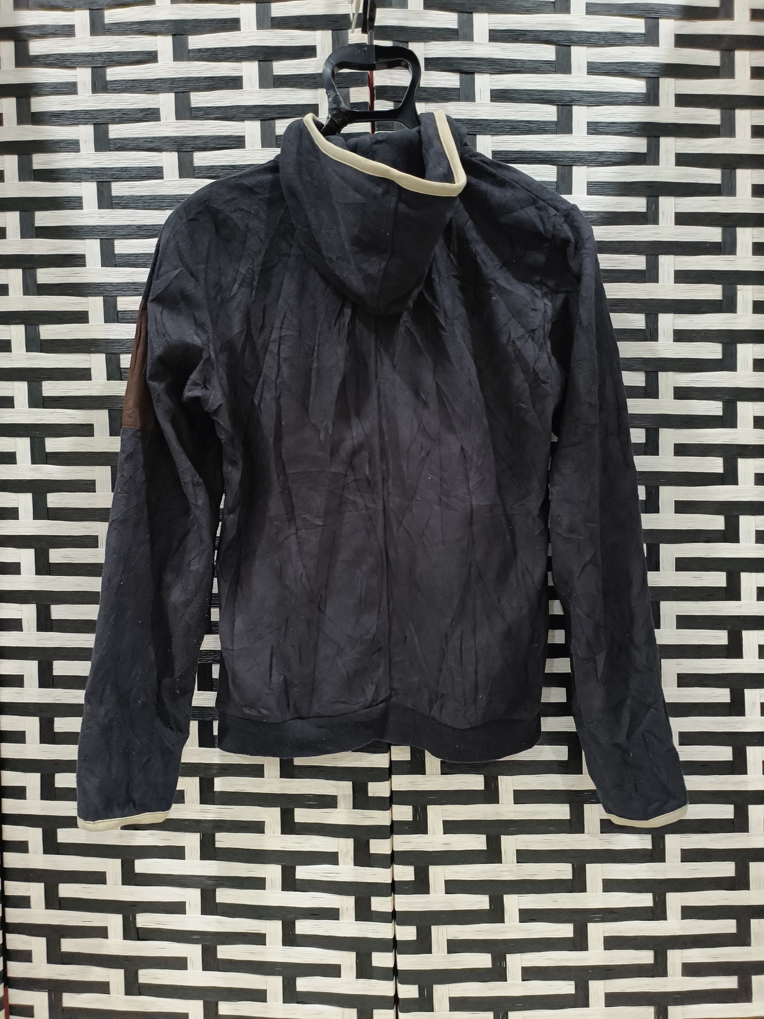 Japanese Brand Undercover x Uniqlo hoodie zip up Size US M / EU 48-50 / 2 - 2 Thumbnail
