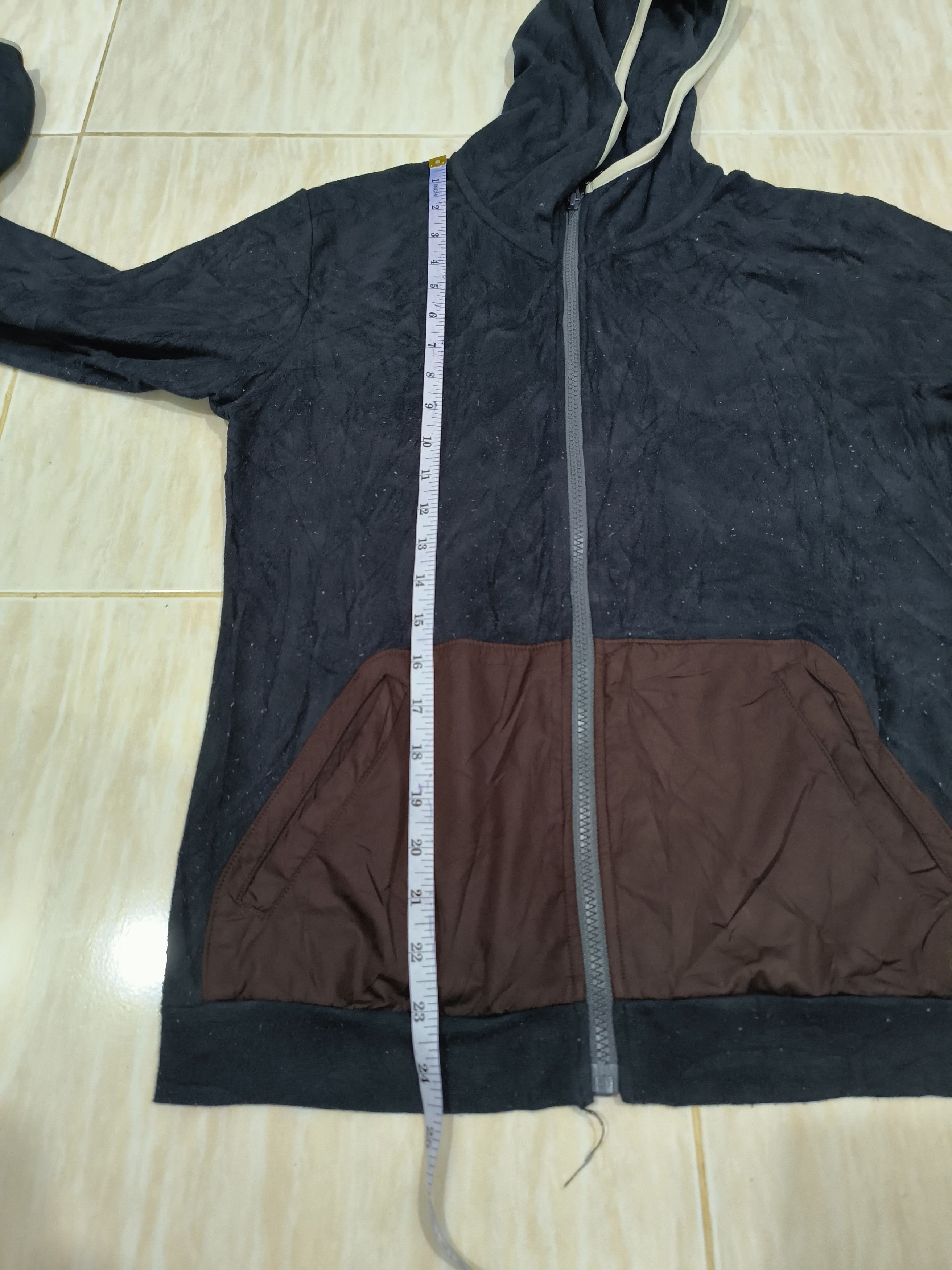 Japanese Brand Undercover x Uniqlo hoodie zip up Size US M / EU 48-50 / 2 - 12 Thumbnail