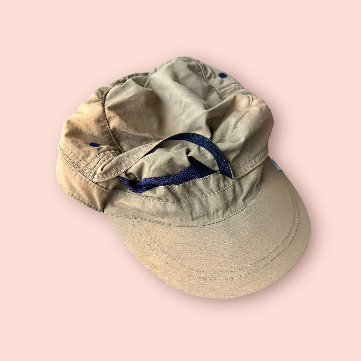 VINTAGE SUN FADED KARRIMOR VENTILATED OUTDOOR CAP