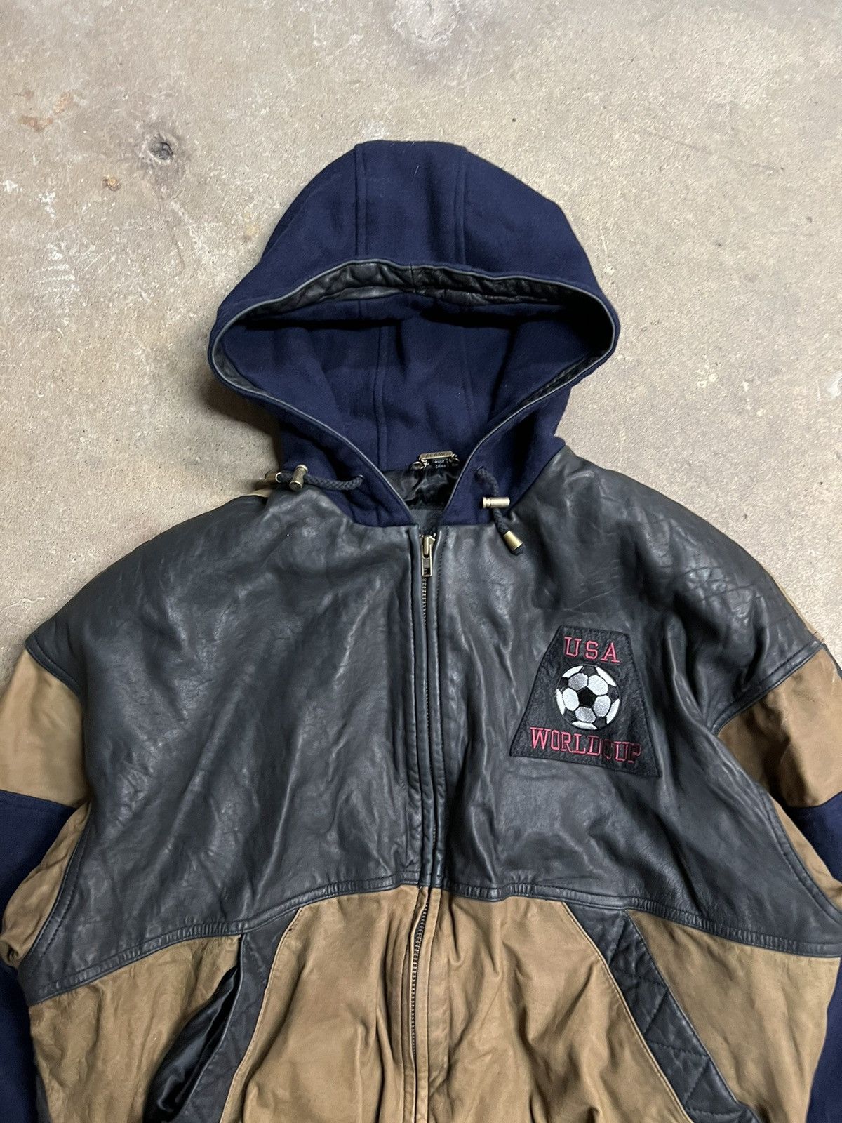 USA Olympics × Vintage Vintage 90's USA World Cup Patched Out Heavy Bomber Jacket Size US XL / EU 56 / 4 - 4 Thumbnail
