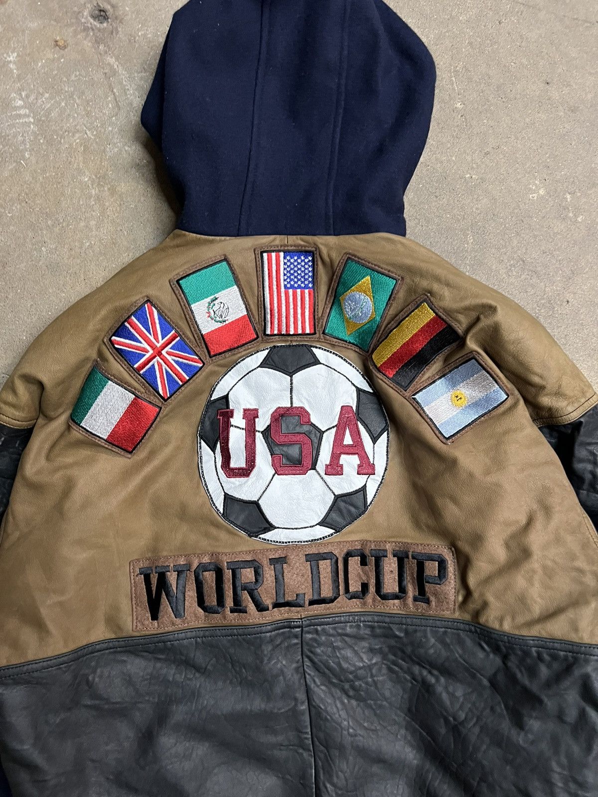 USA Olympics × Vintage Vintage 90's USA World Cup Patched Out Heavy Bomber Jacket Size US XL / EU 56 / 4 - 5 Thumbnail