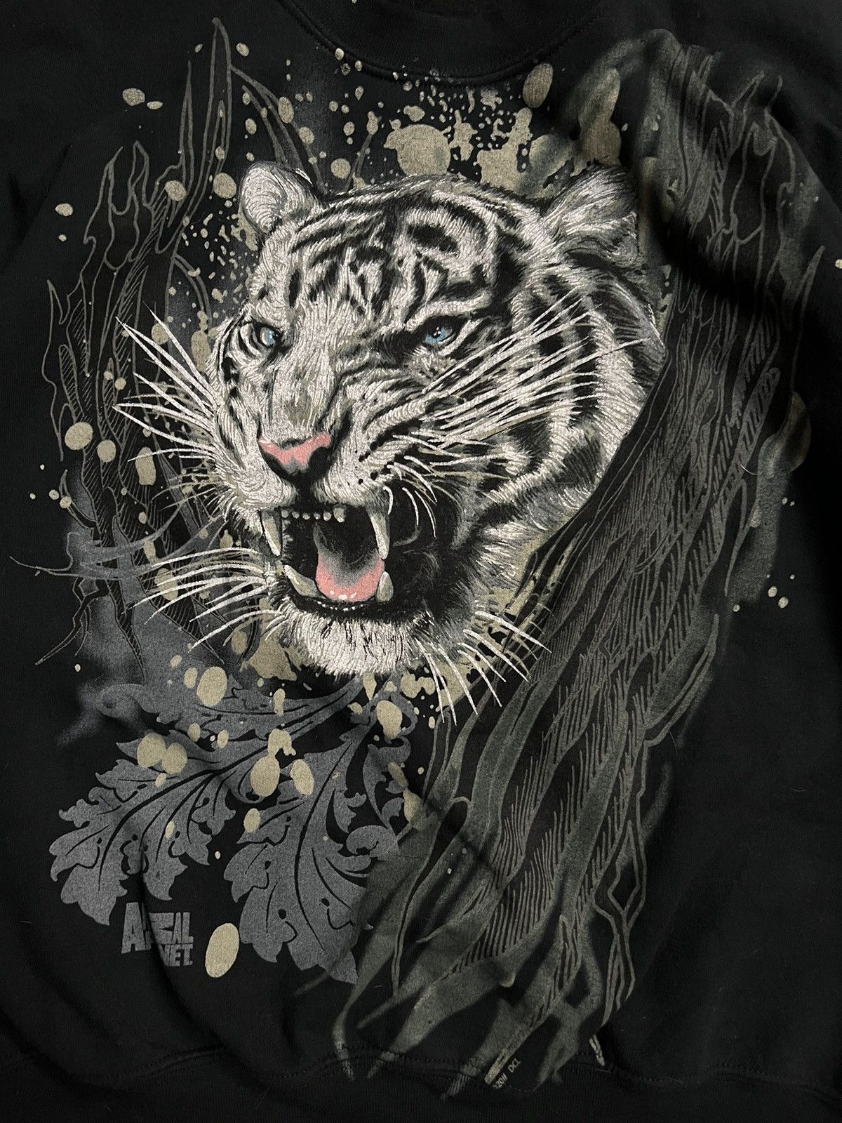 Vintage Vintage Animal Planet Big Cat Crewneck Size US M / EU 48-50 / 2 - 3 Thumbnail