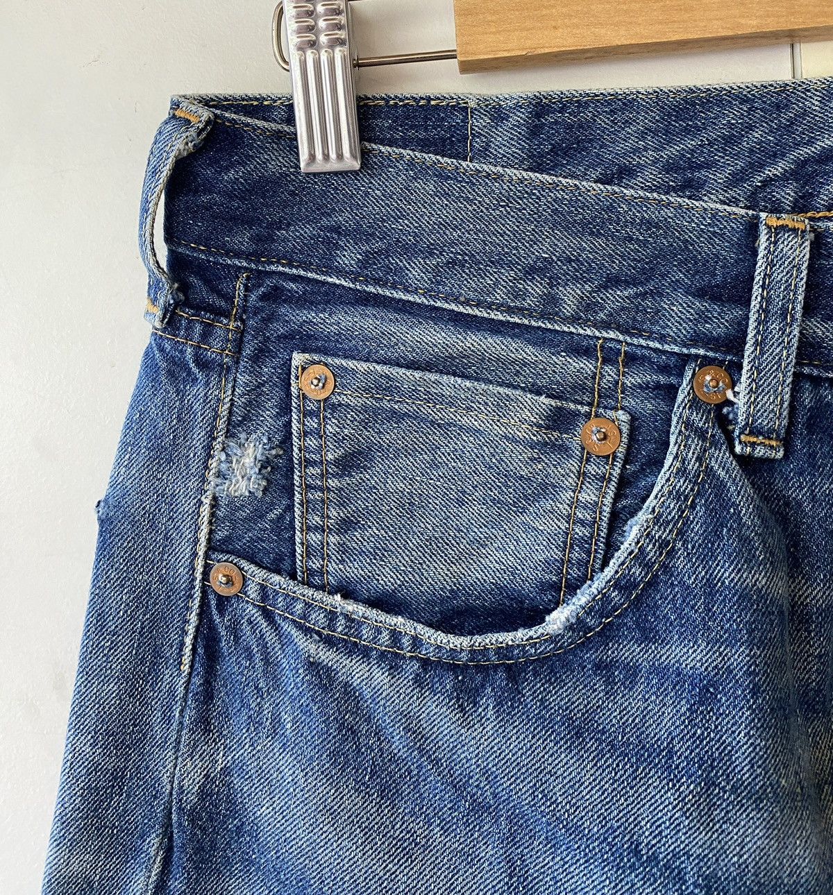 Levi's VINTAGE LEVIS 501 BIG E JEANS ( 29x32) Size US 29 - 5 Thumbnail