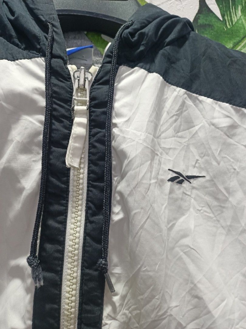 Reebok × Vintage Vintage Reebok windbreaker hoodie jacket 2tones Size US L / EU 52-54 / 3 - 2 Thumbnail