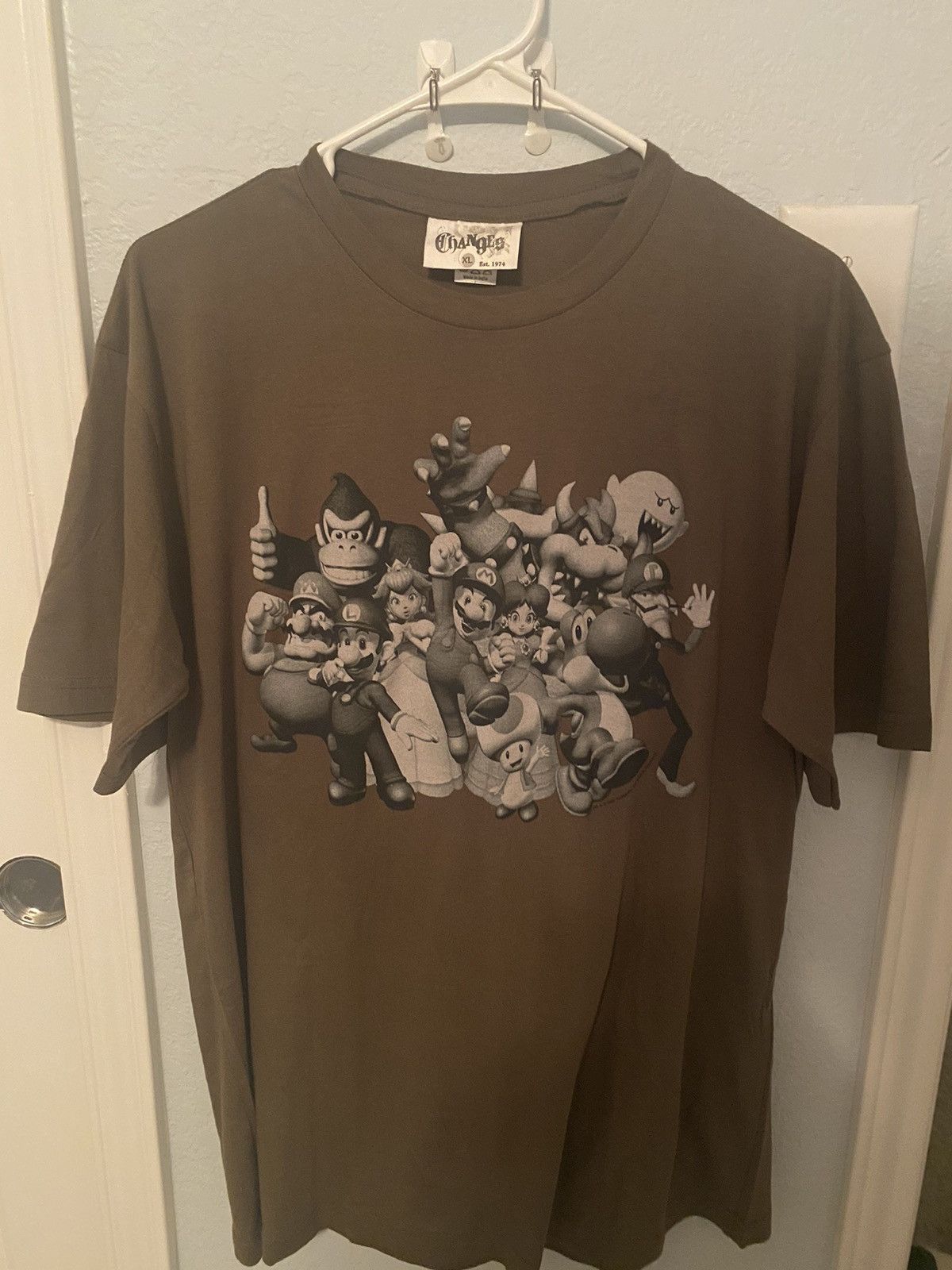 VINTAGE SUPER MARIO SQUAD NINTENDO SHIRT