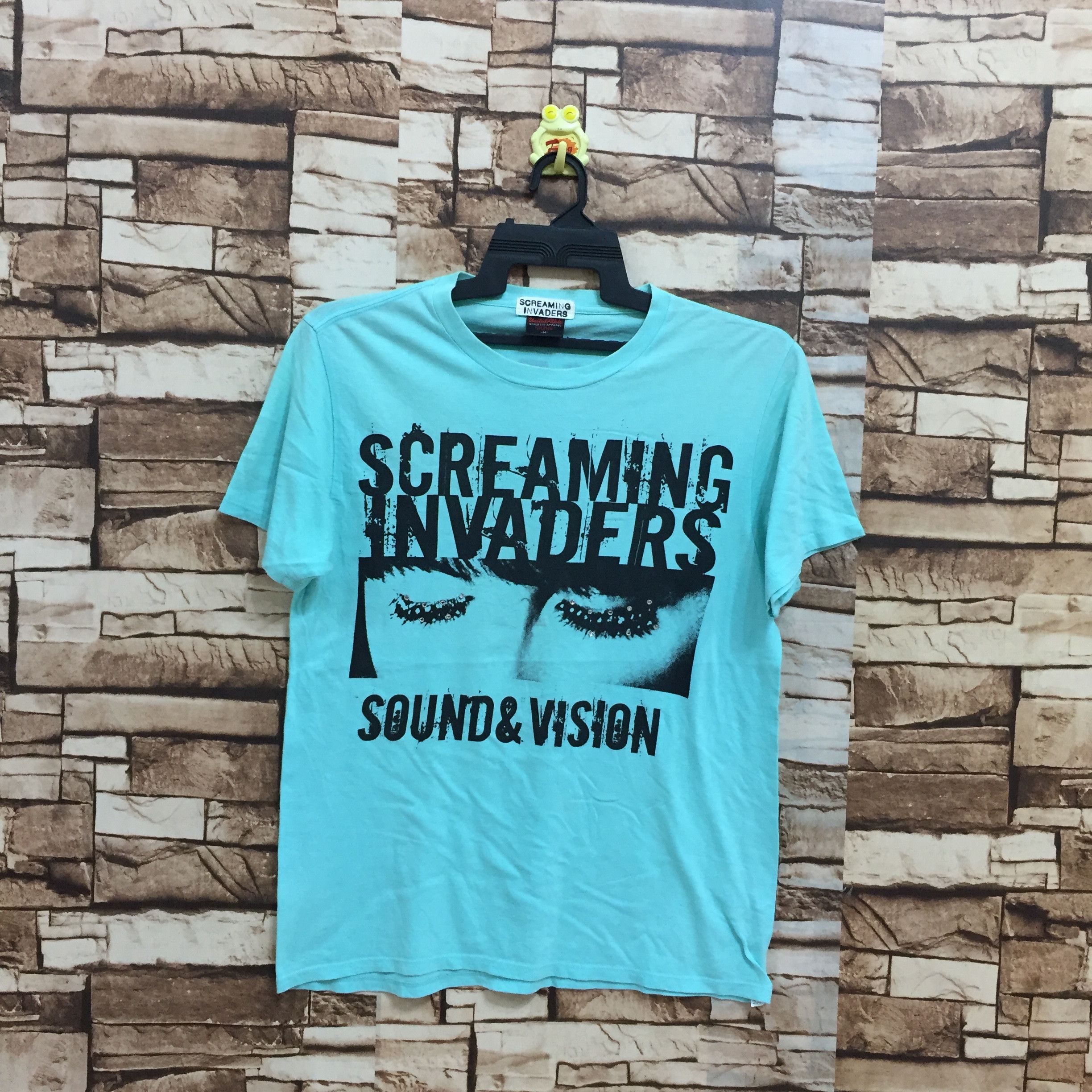 Japanese Brand Screaming invaders t shirt spellout Sound & Vision size M Size US M / EU 48-50 / 2 - 1 Thumbnail