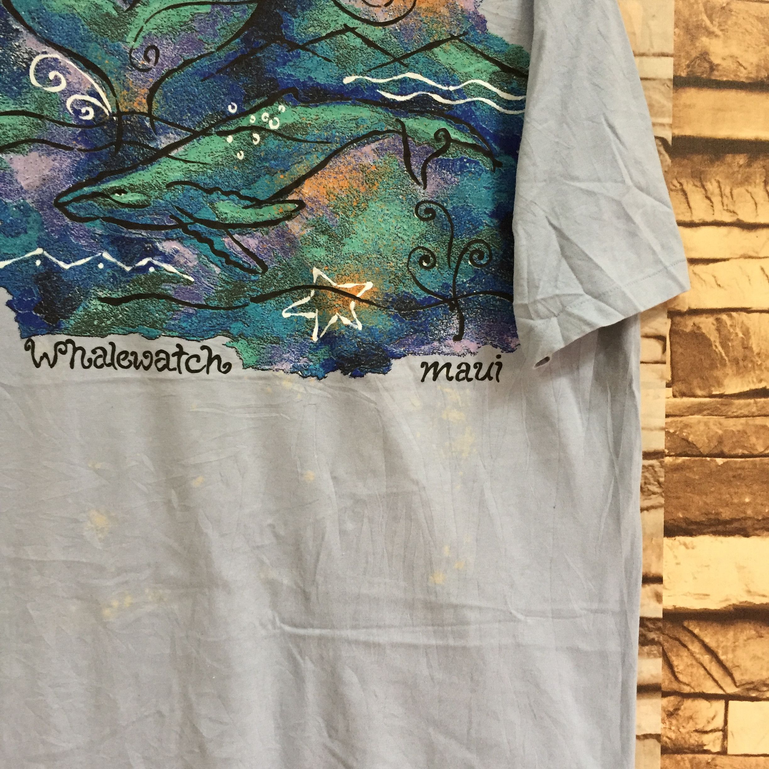 Vintage Vintage CRAZY SHIRT t shirt whalewatch maui size L Size US L / EU 52-54 / 3 - 6 Thumbnail