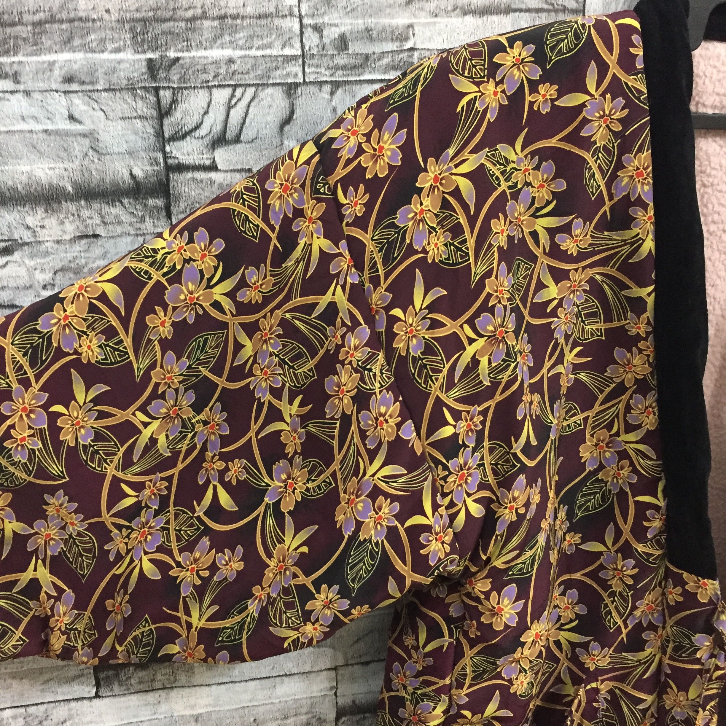 Japanese Brand Kimono sakura cherry blossom design all over size M-L Size US M / EU 48-50 / 2 - 5 Thumbnail