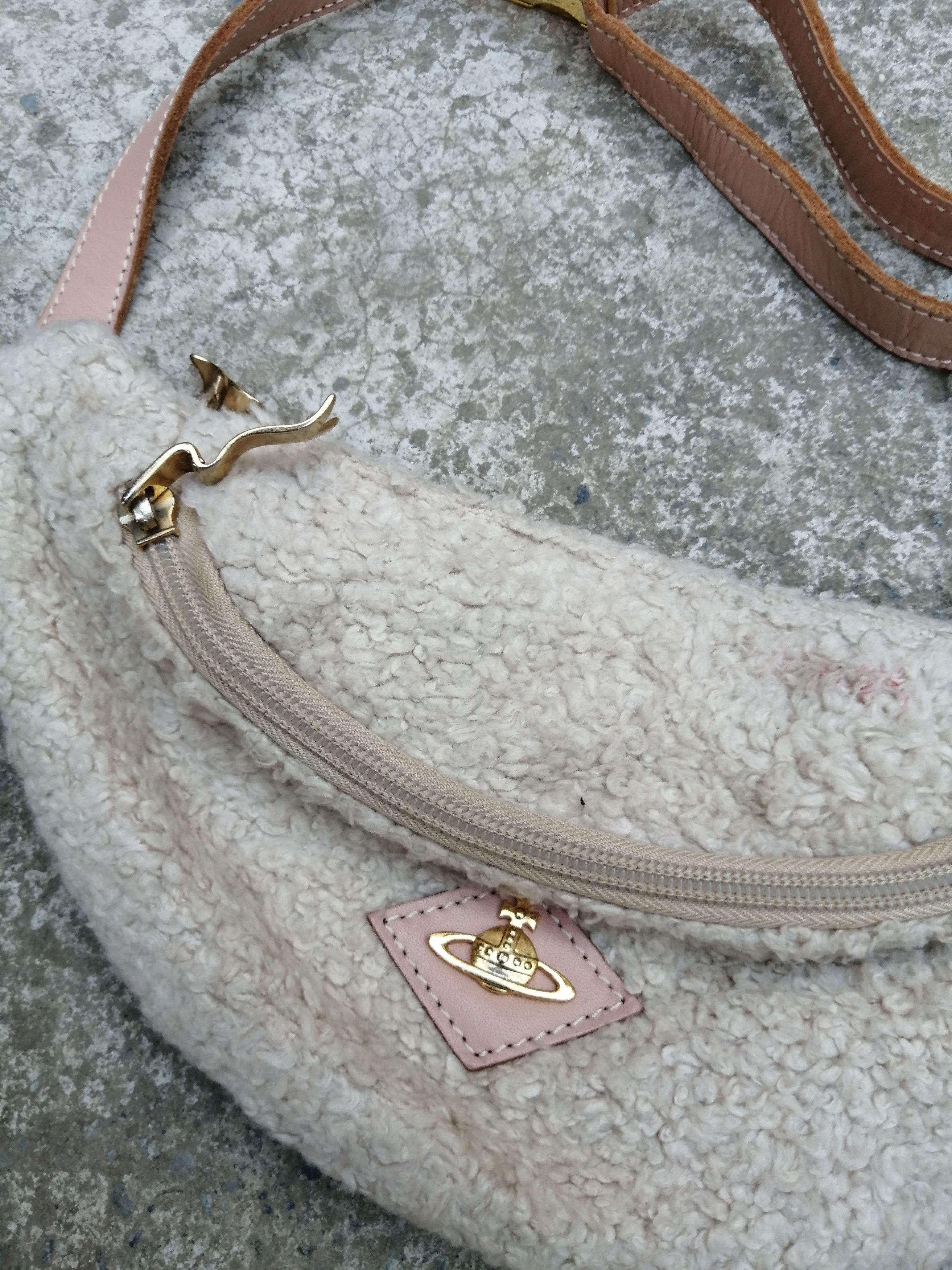 Vivienne Westwood *FINAL DROP*Rare Teddy Fleece Belt Bag Size ONE SIZE - 3 Thumbnail