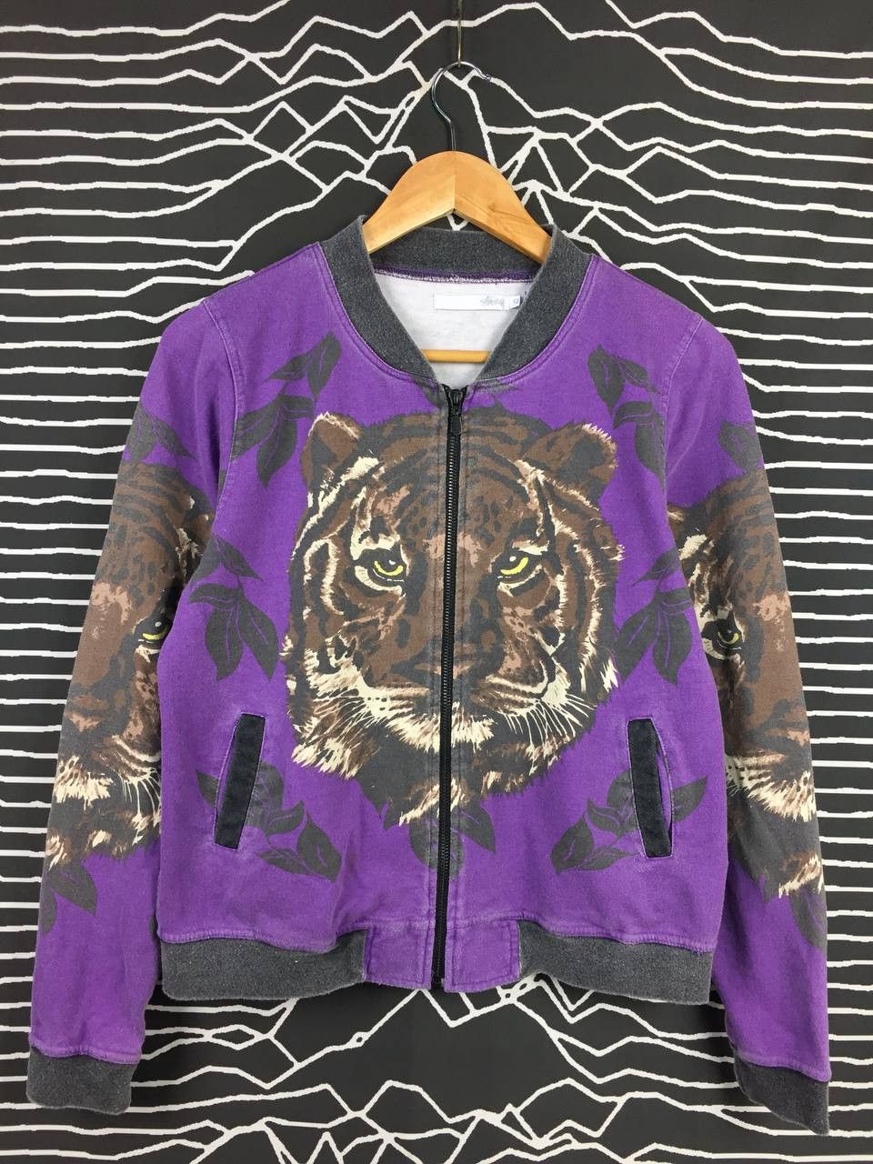 Stussy Vtg Stussy Skateboards Tiger All Over Print Jacket Size US S / EU 44-46 / 1 - 2 Thumbnail