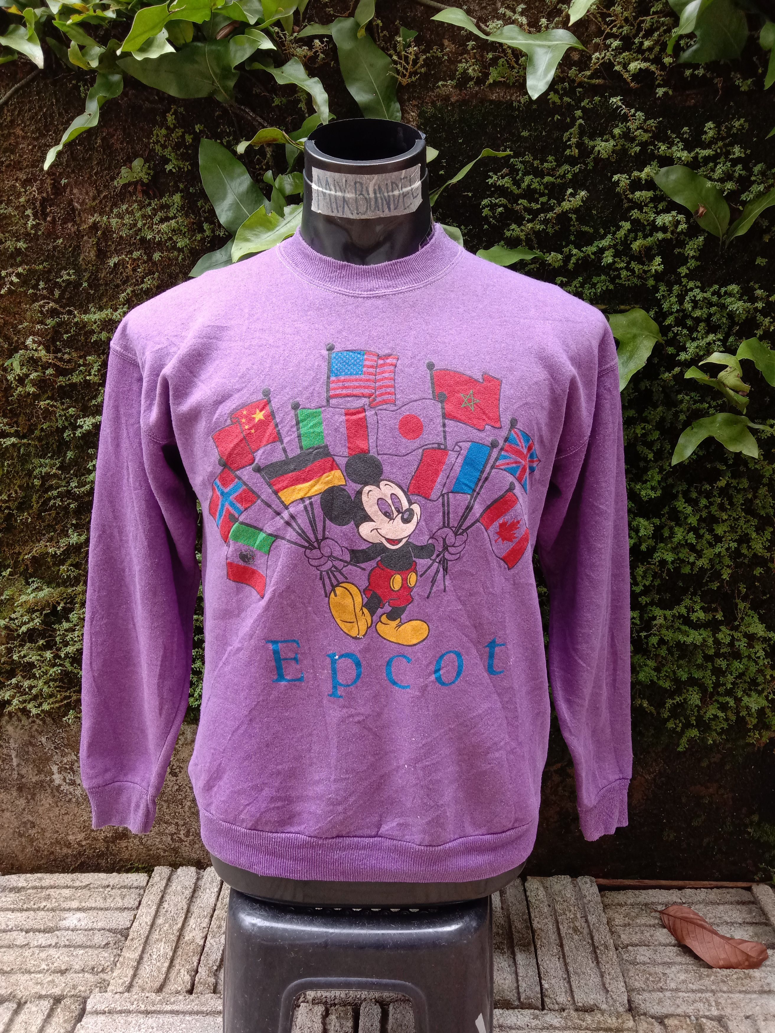 Cartoon Network × Disney × Vintage Vintage disney mickey mouse epcot Size US M / EU 48-50 / 2 - 1 Thumbnail