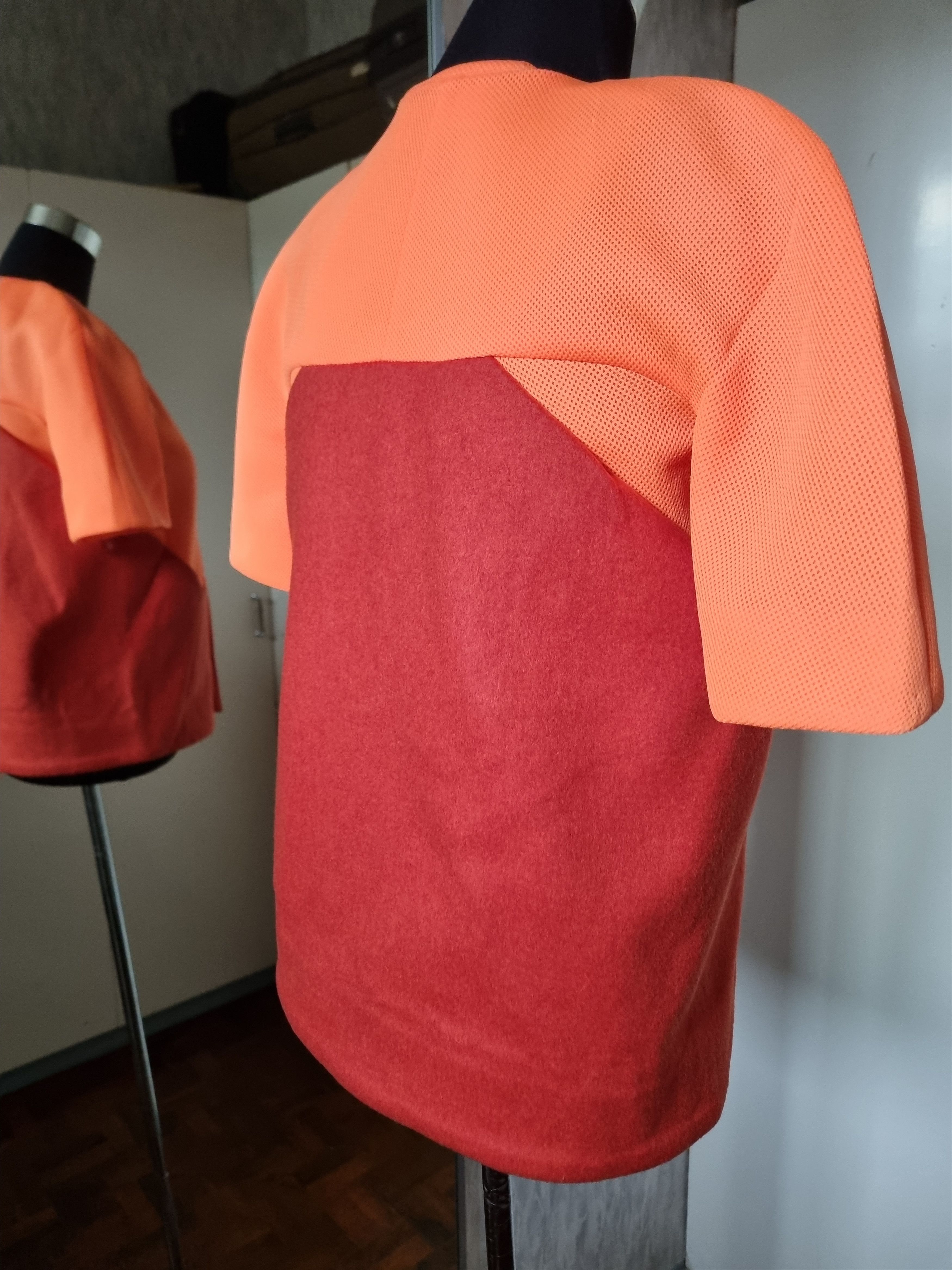Hussein Chalayan Hussein Chalayan Fall 2012 Scuba Mesh Wool Top Size M / US 6-8 / IT 42-44 - 5 Thumbnail