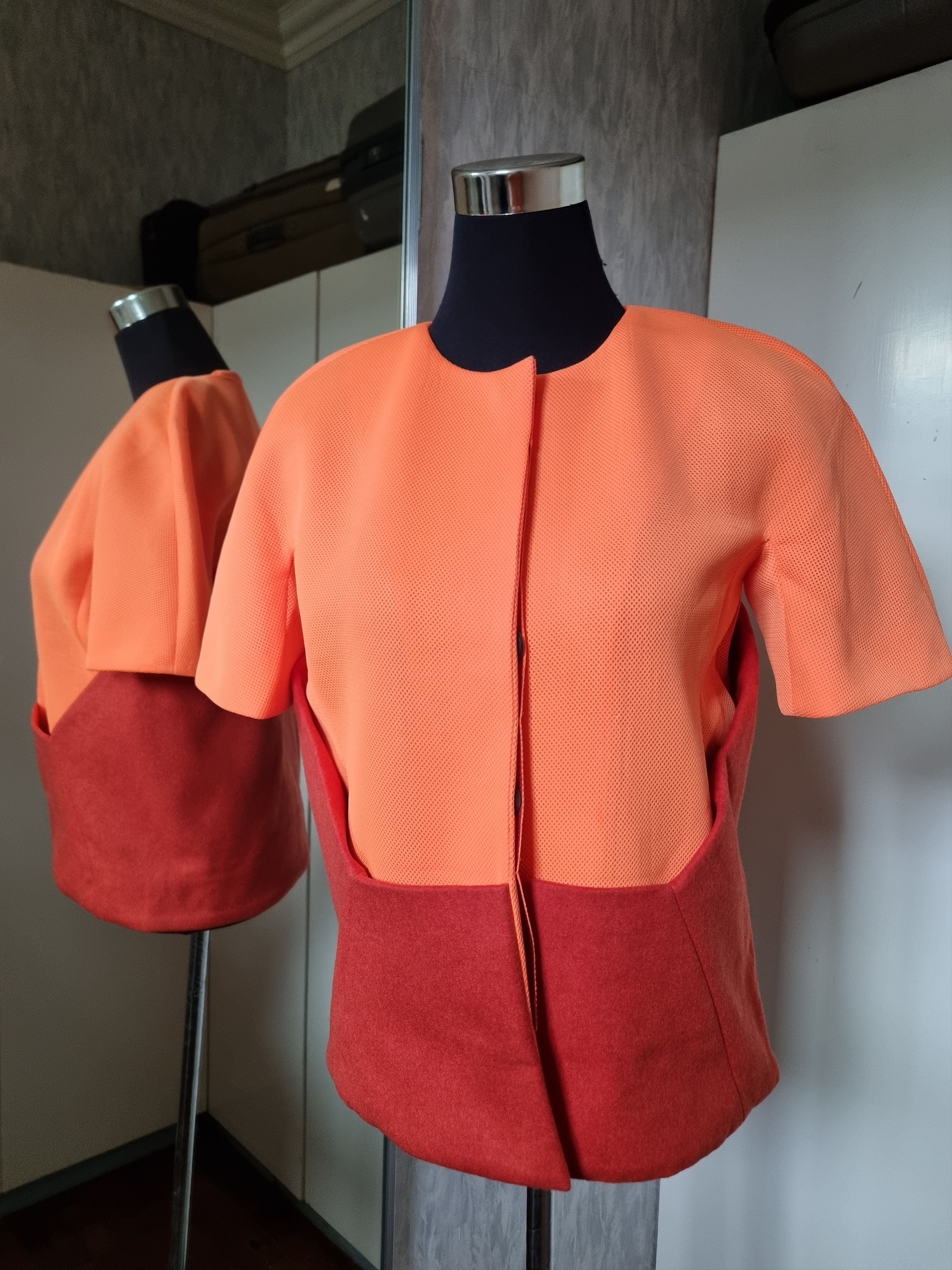 Hussein Chalayan Hussein Chalayan Fall 2012 Scuba Mesh Wool Top Size M / US 6-8 / IT 42-44 - 8 Thumbnail