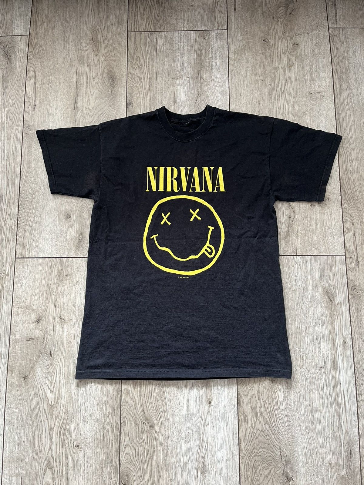 Nirvana × Vintage Tshirt Nirvana 1992 90s y2k Smiley Face Logo Flower Sniffin Size US M / EU 48-50 / 2 - 1 Thumbnail