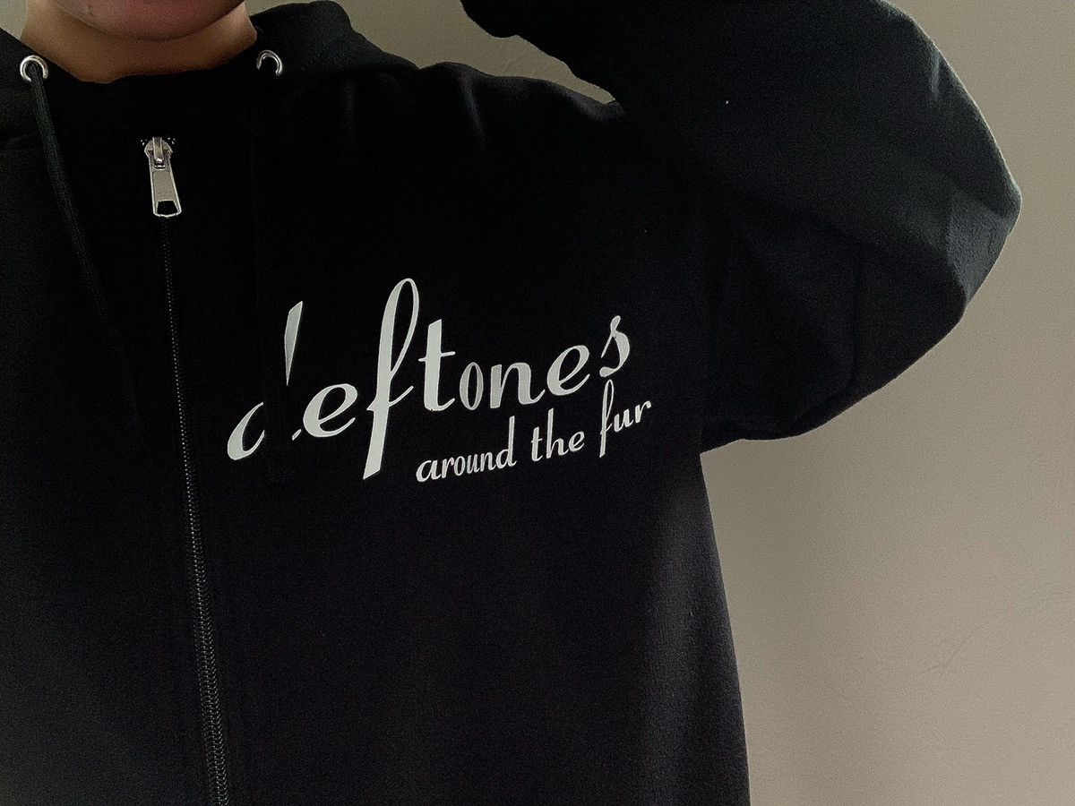 Handmade Deftones Zip Up Hoodie Size US L / EU 52-54 / 3 - 4 Thumbnail