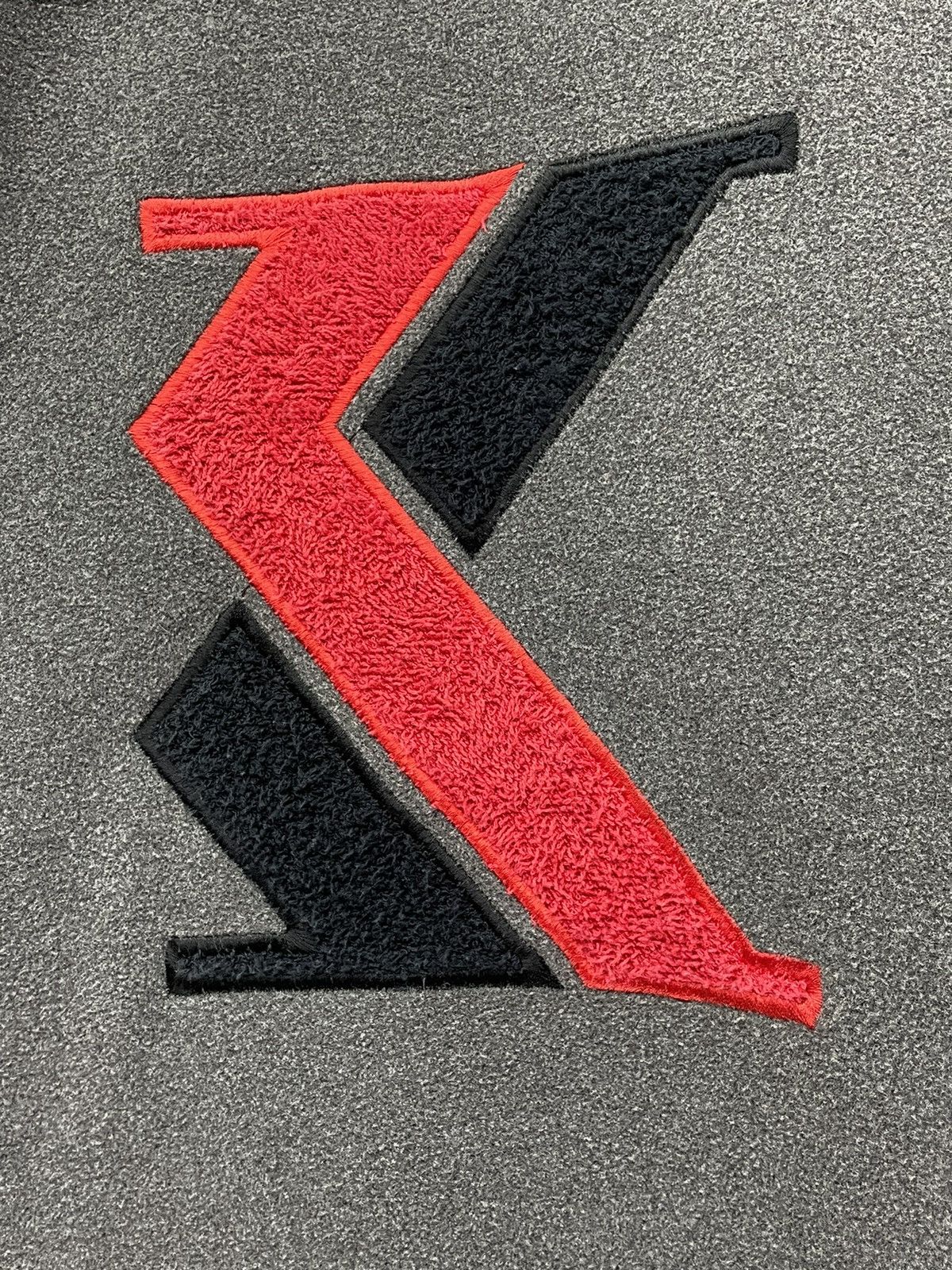 Karl Kani RARE🔥90’s KARL KANI Big Logo Acrylic Quilted Lined Jacket Size US L / EU 52-54 / 3 - 7 Thumbnail