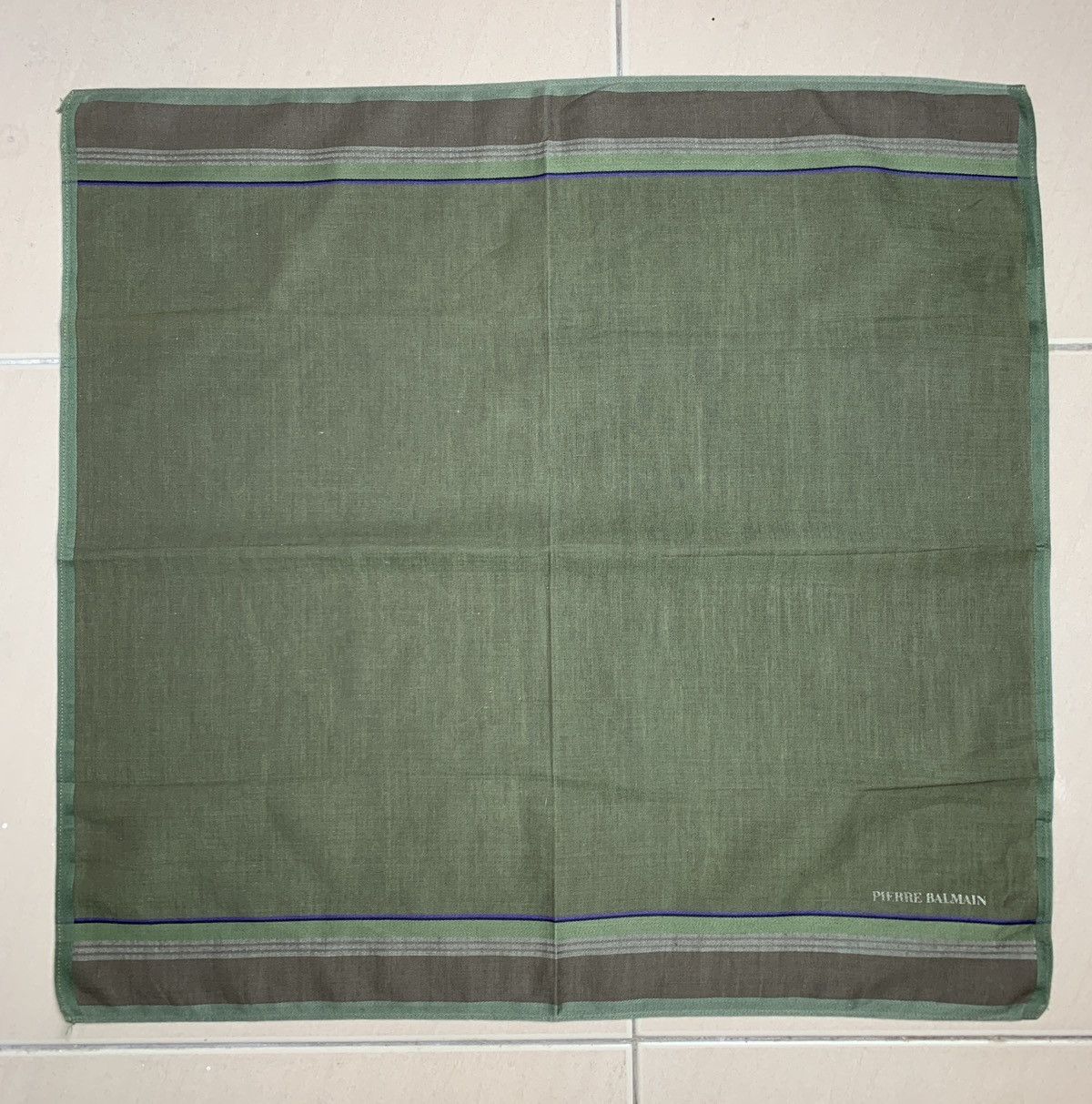 Pierre Balmain Pierre Balmain Handkerchief Pocketsquares Size ONE SIZE - 3 Thumbnail