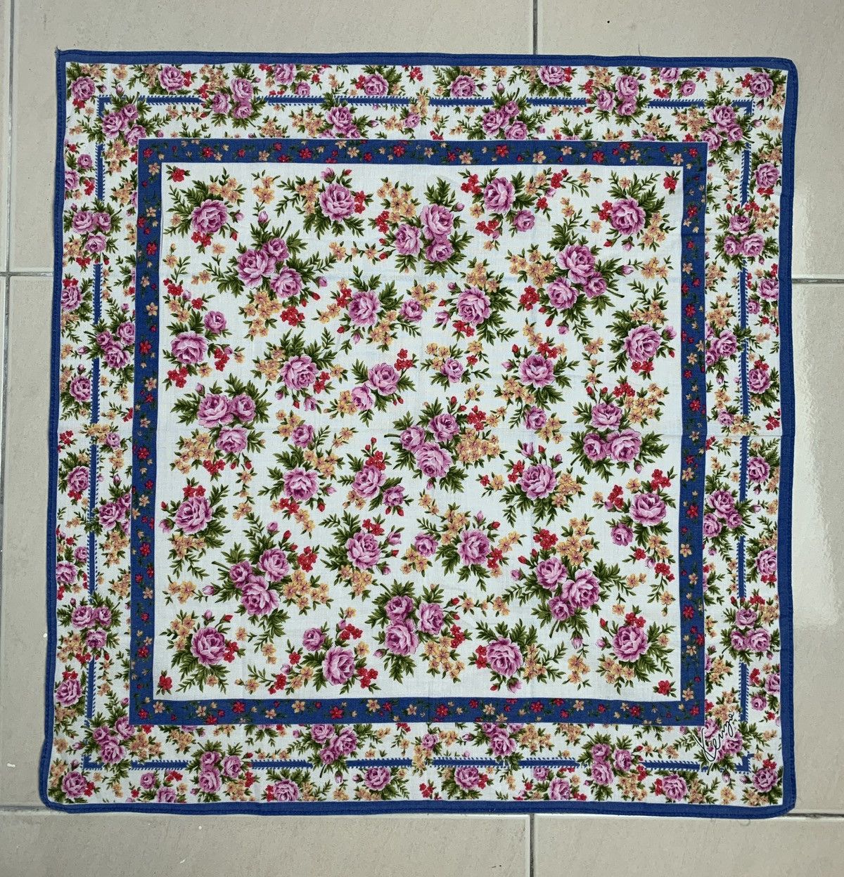 Kenzo Kenzo Flower Handkerchief Pocketsquares Size ONE SIZE - 3 Thumbnail
