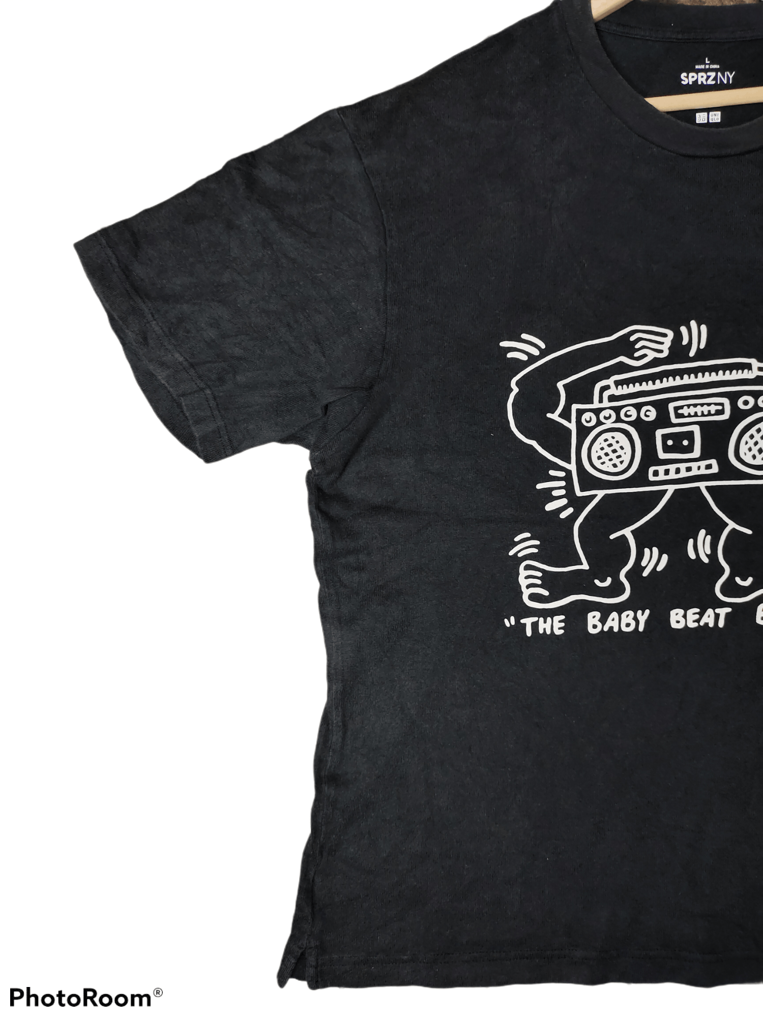 Keith Haring × Uniqlo Keith Haring x Uniqlo "The Baby Beat Box" Size US L / EU 52-54 / 3 - 2 Thumbnail