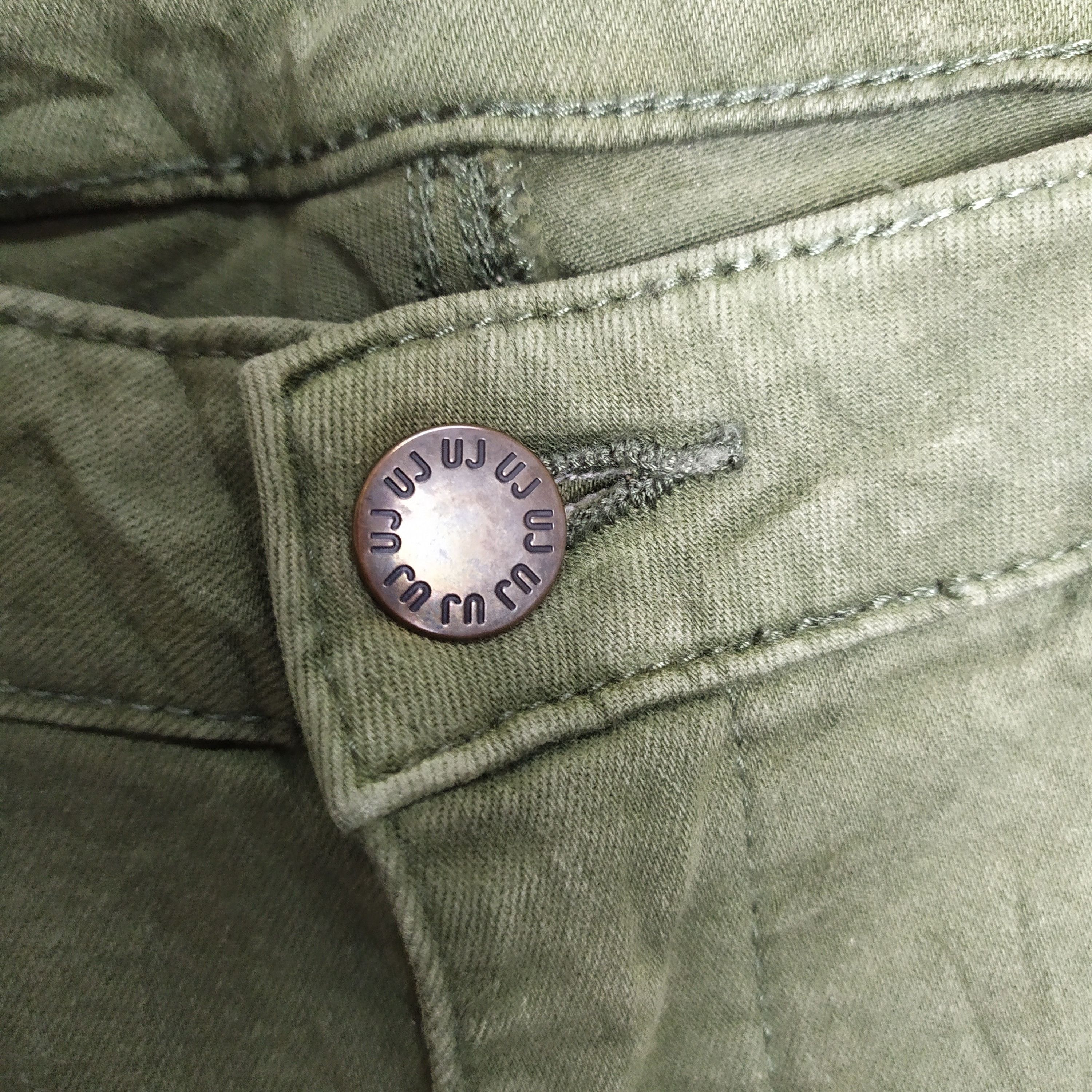 Japanese Brand Japanese brand Green Cargo Pants skinny style Size US 27 - 6 Thumbnail