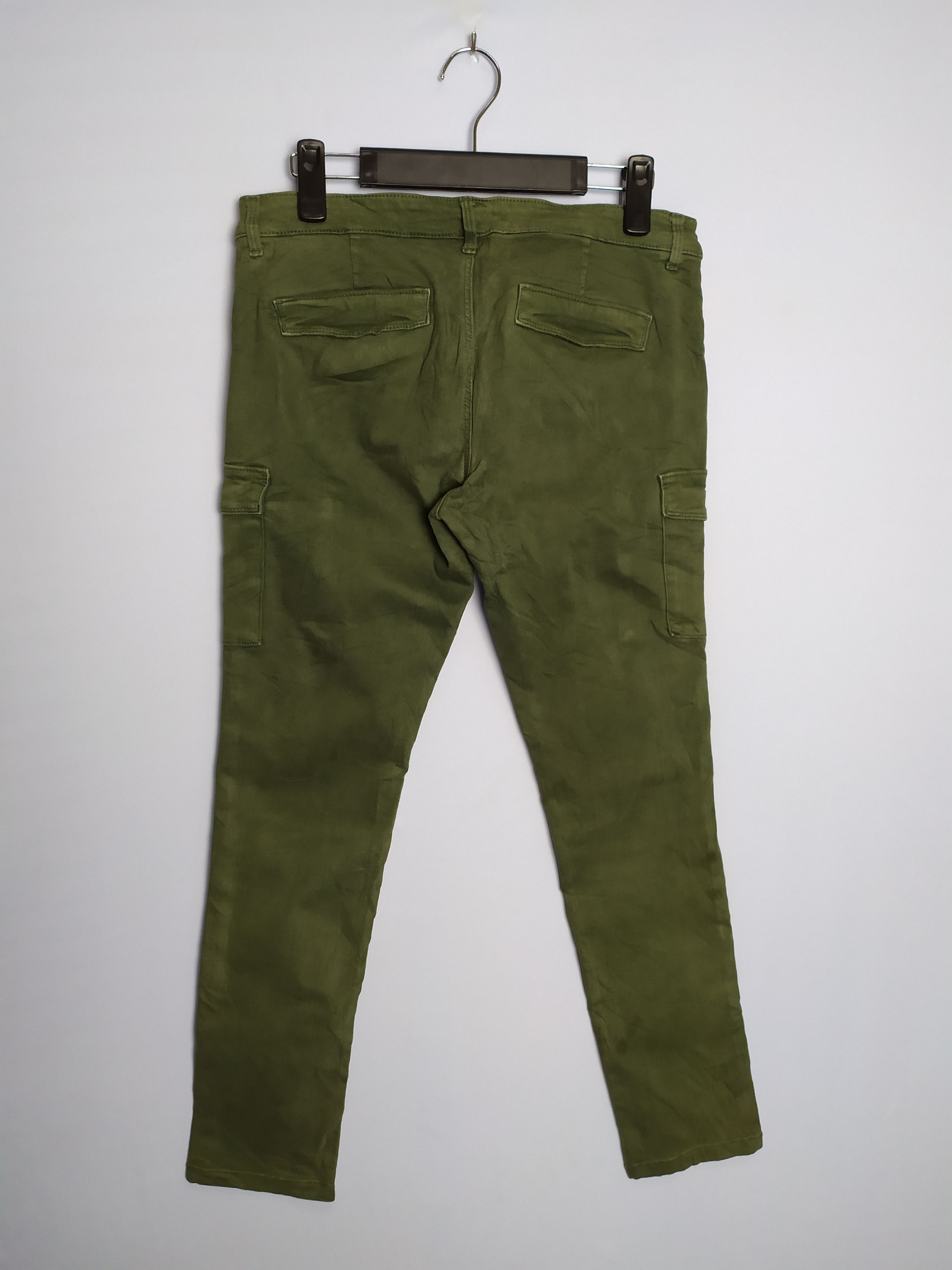 Japanese Brand Japanese brand Green Cargo Pants skinny style Size US 27 - 7 Thumbnail