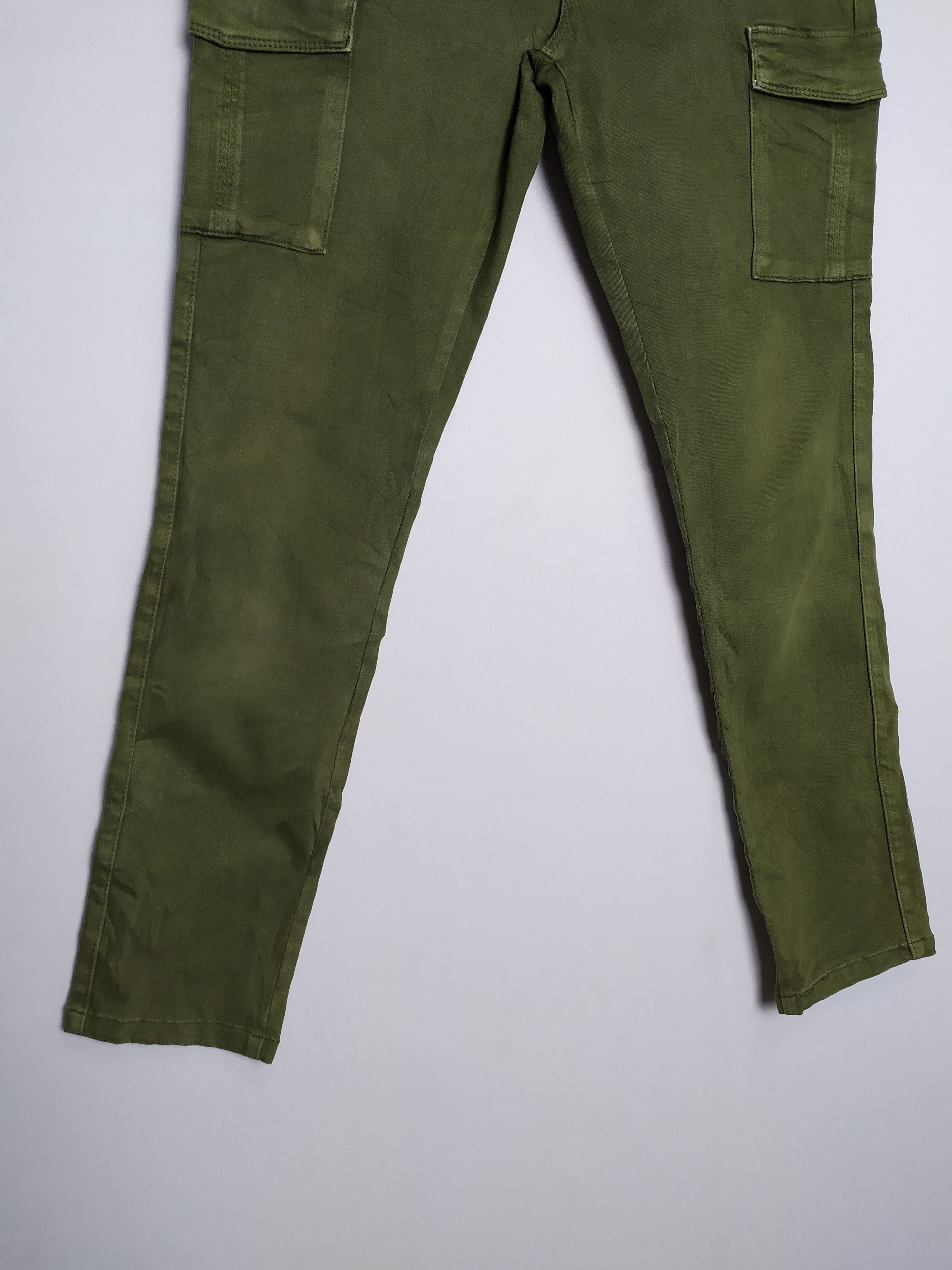 Japanese Brand Japanese brand Green Cargo Pants skinny style Size US 27 - 3 Thumbnail