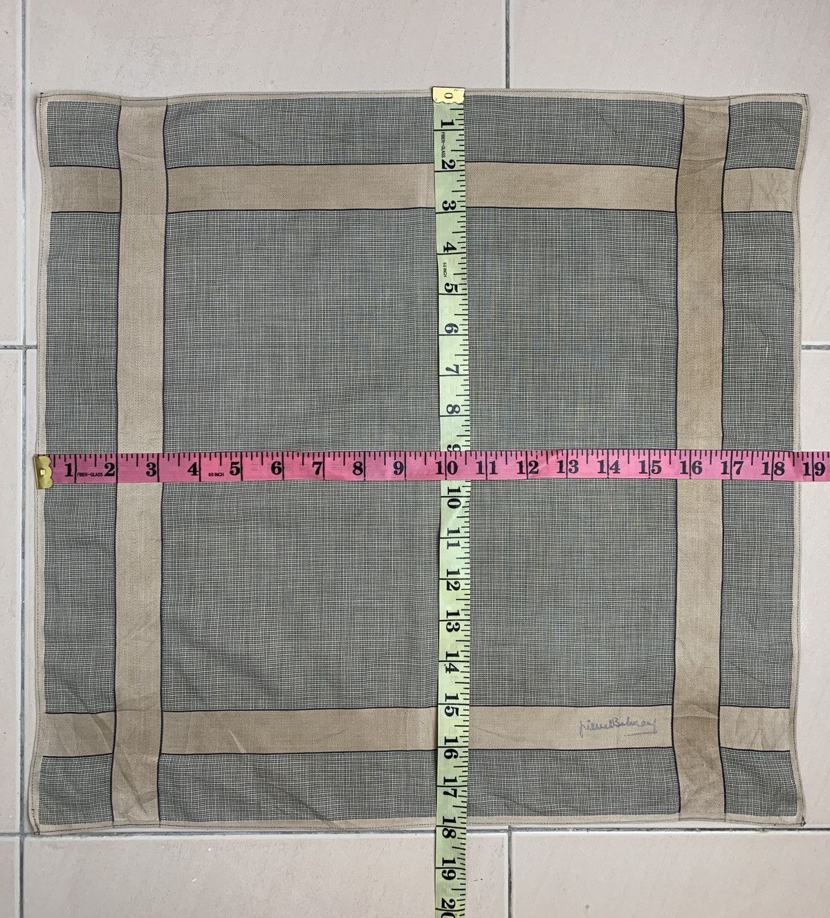 Pierre Balmain Pierre Balmain Handkerchief Pocketsquares Size ONE SIZE - 8 Thumbnail