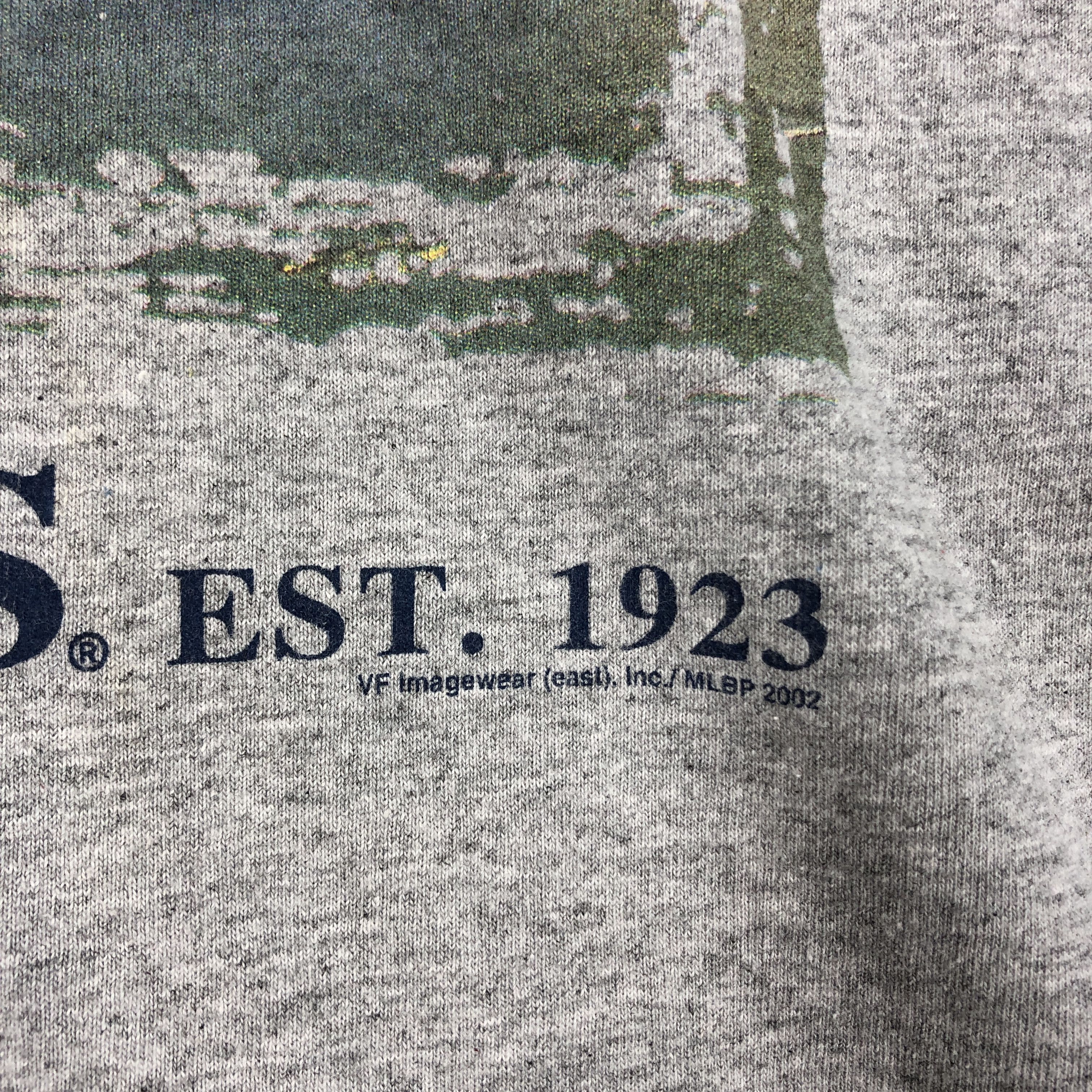 Lee Y2K Vintage YANKEE STADIUM MLBP Crew Neck T Shirt #2565-90 Size US XXL / EU 58 / 5 - 3 Thumbnail